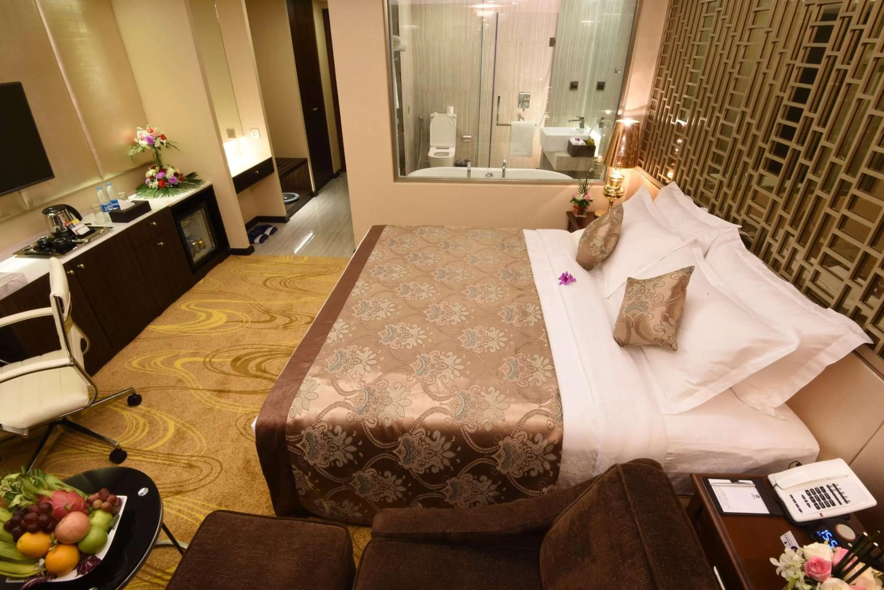 Photo of the whole room in Best Western Chinatown Hotel