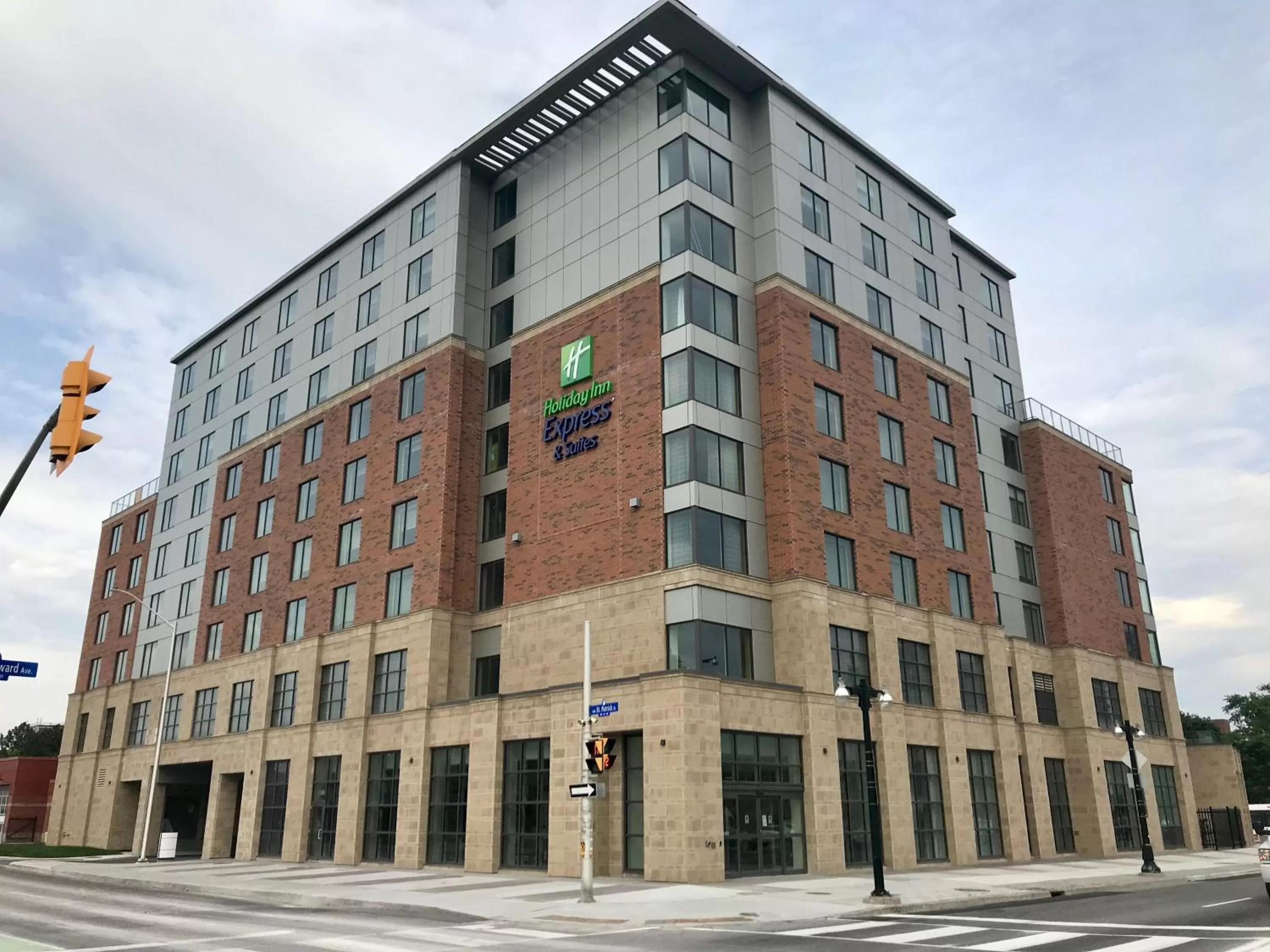 Property building in Holiday Inn Express & Suites Downtown Ottawa East by IHG