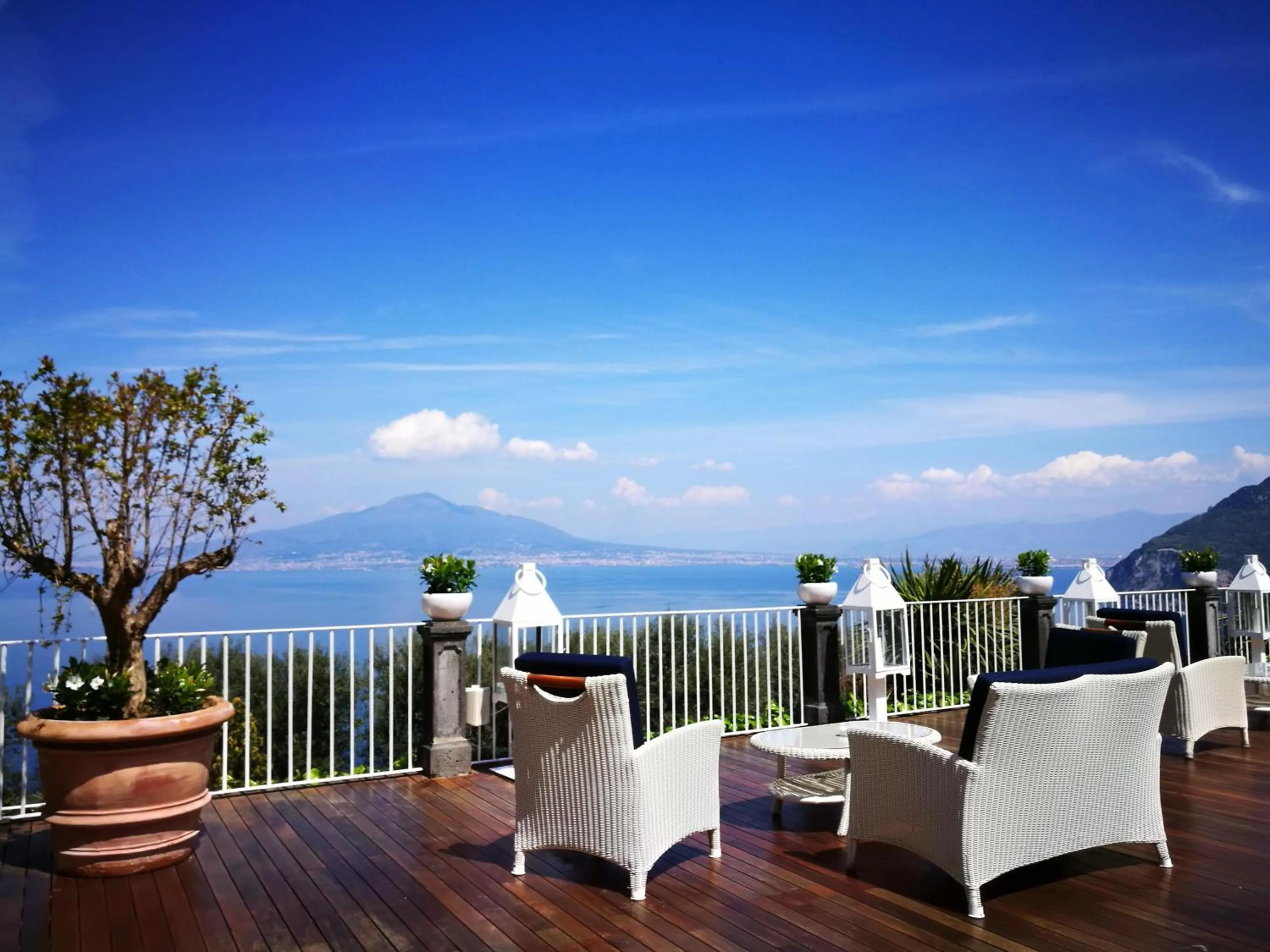 Sea view in Hotel Torre Barbara