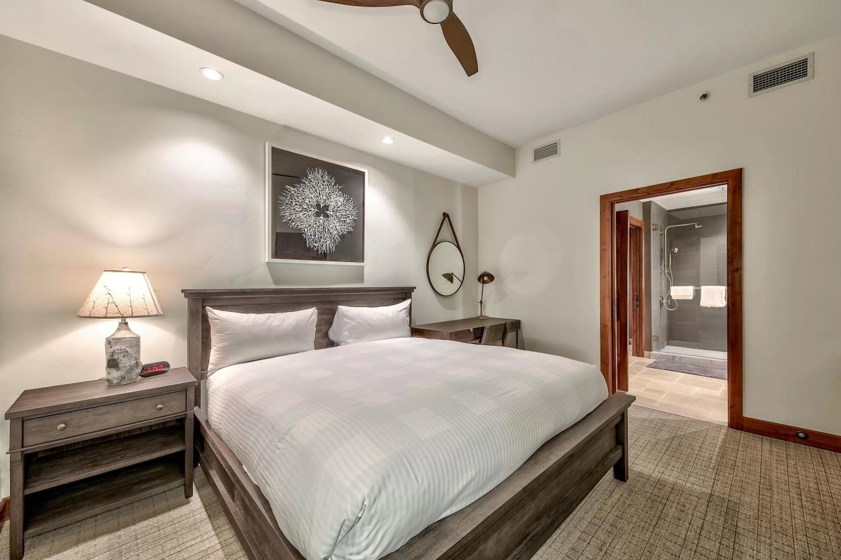 Bed in Zalanta, A Vail Resorts Property