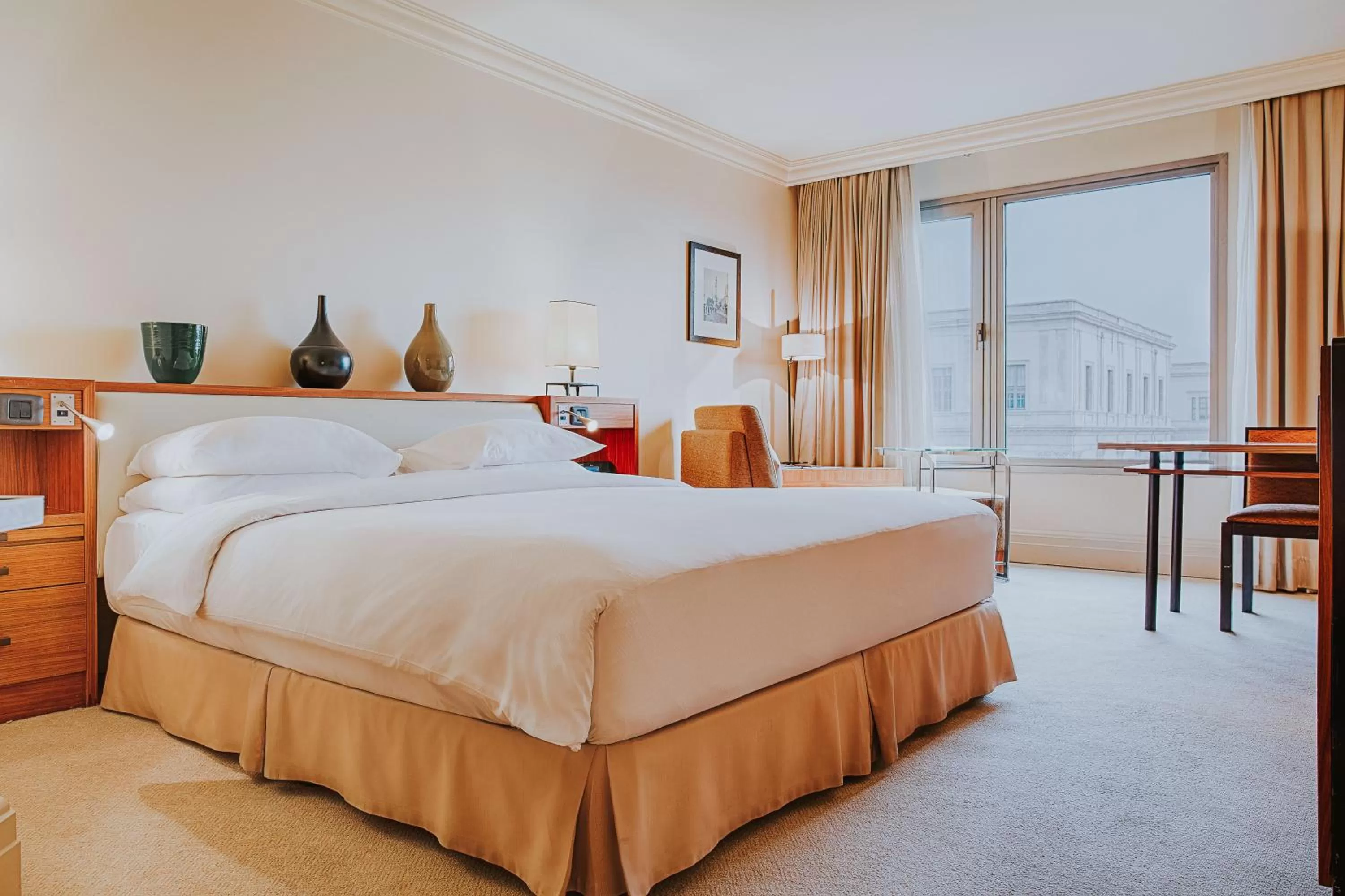 Bed in Grand Hyatt Istanbul