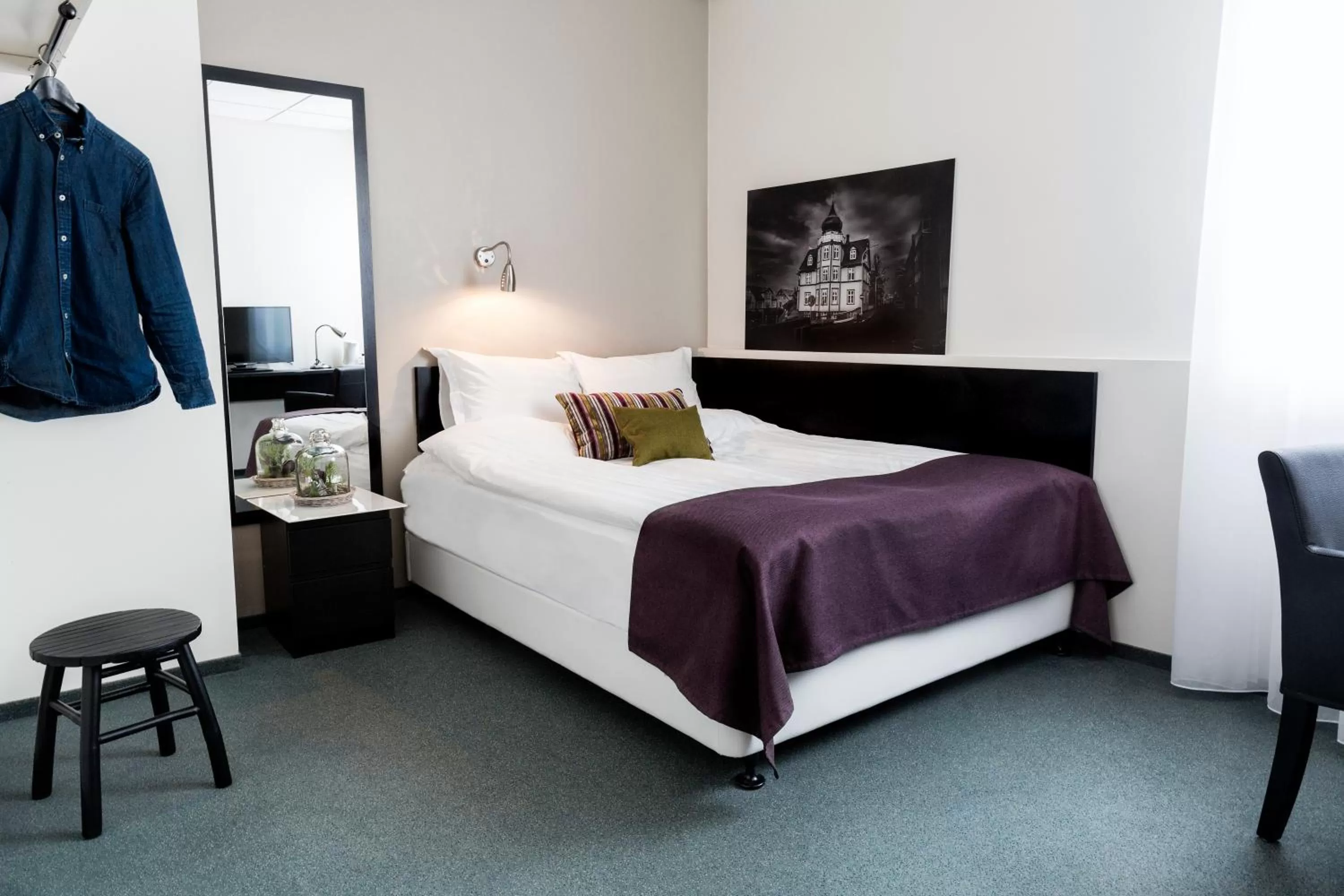 Budget Double Room in Alva Hotel Brautarholt