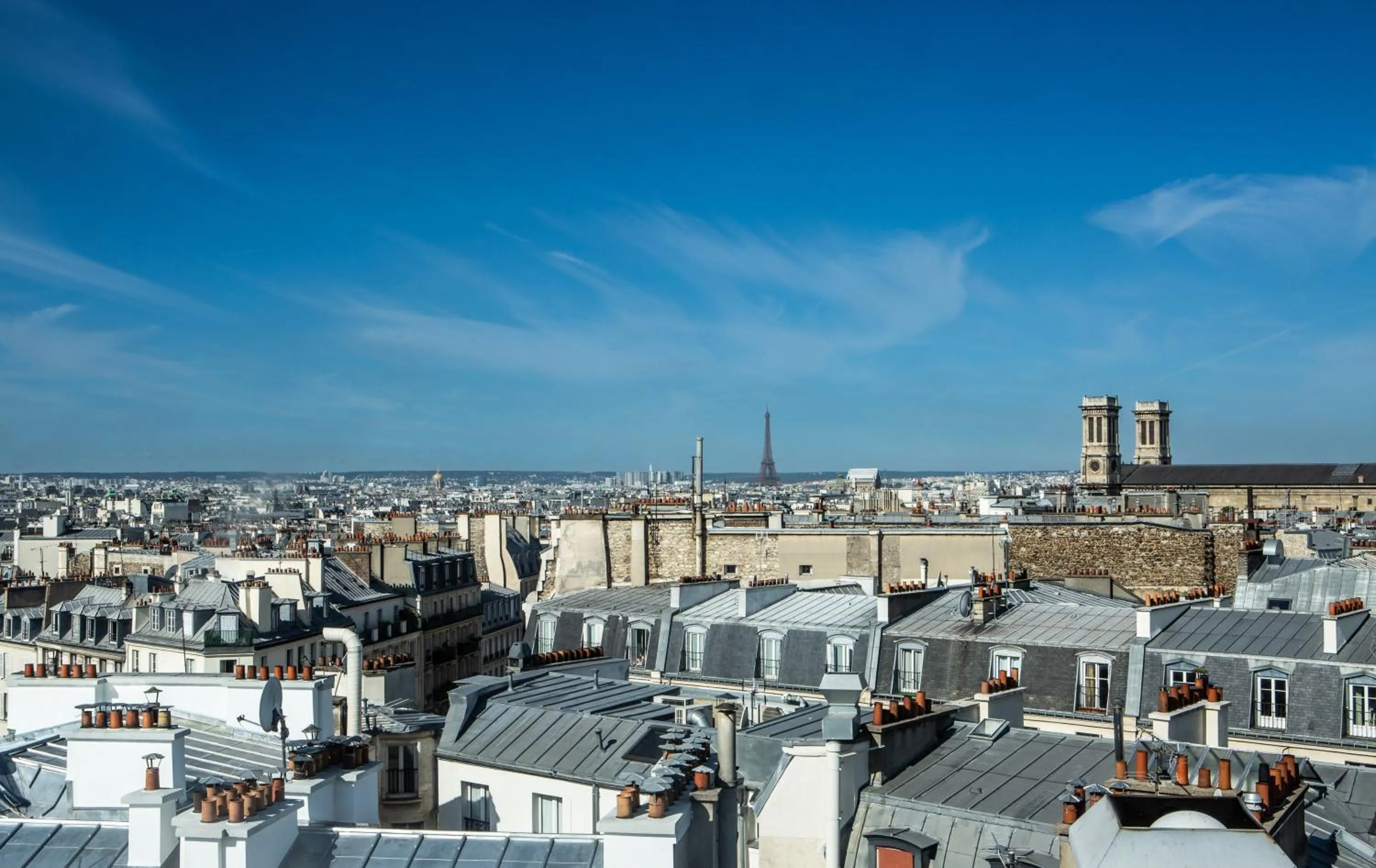 City view in Hotel Flanelles Paris