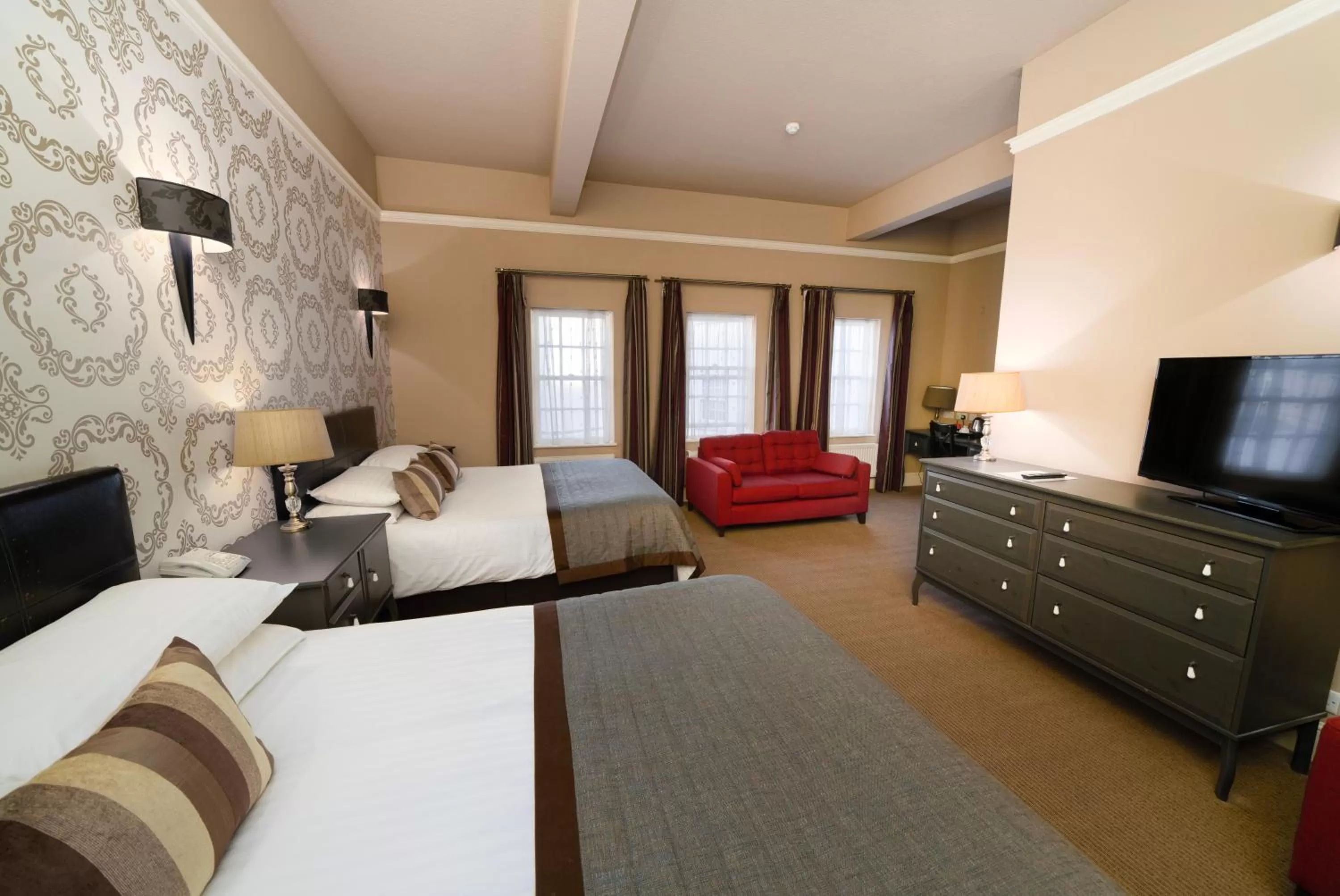 Bedroom, Bed in The Angel Hotel