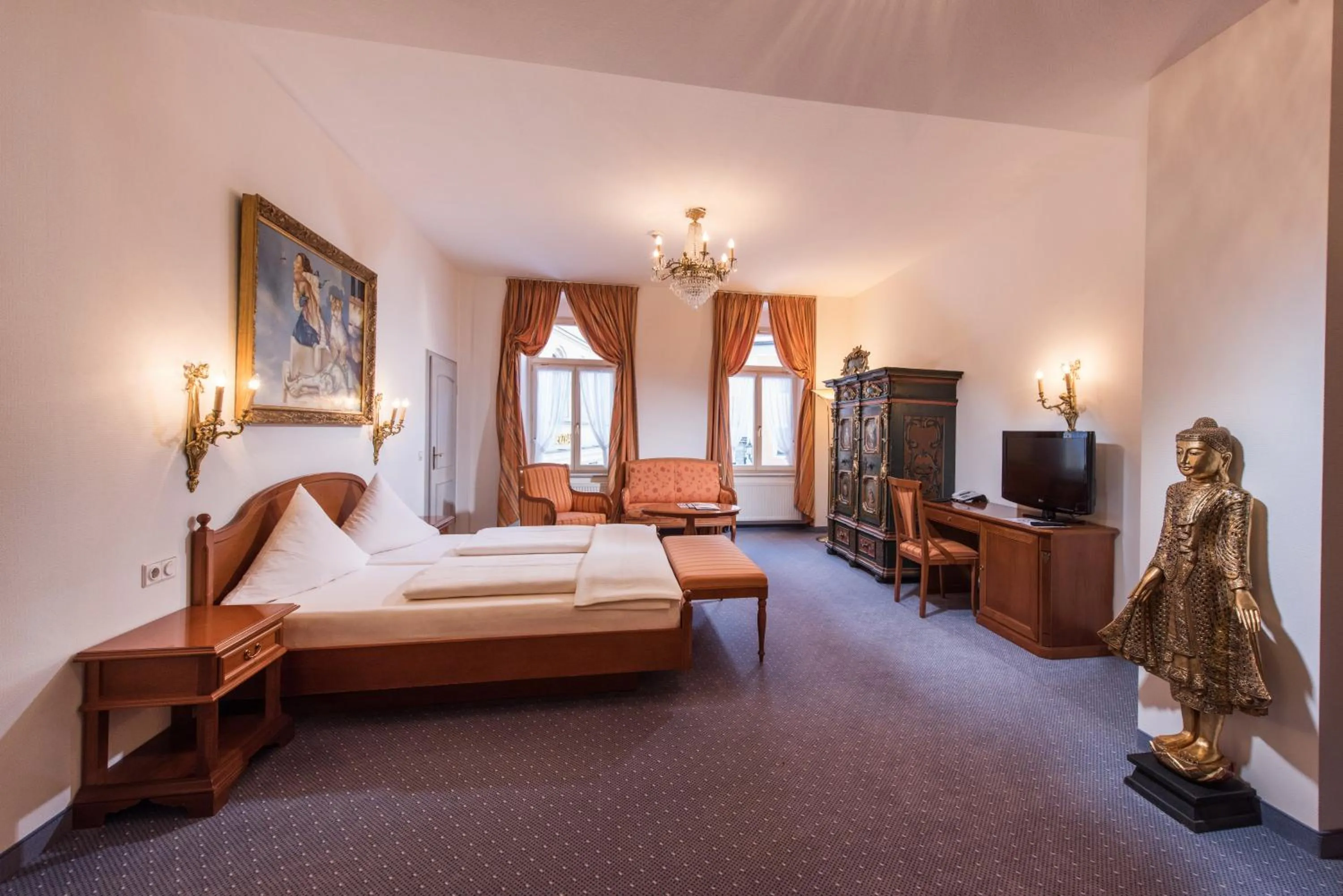 Photo of the whole room, Bed in Hotel Goldener Löwe