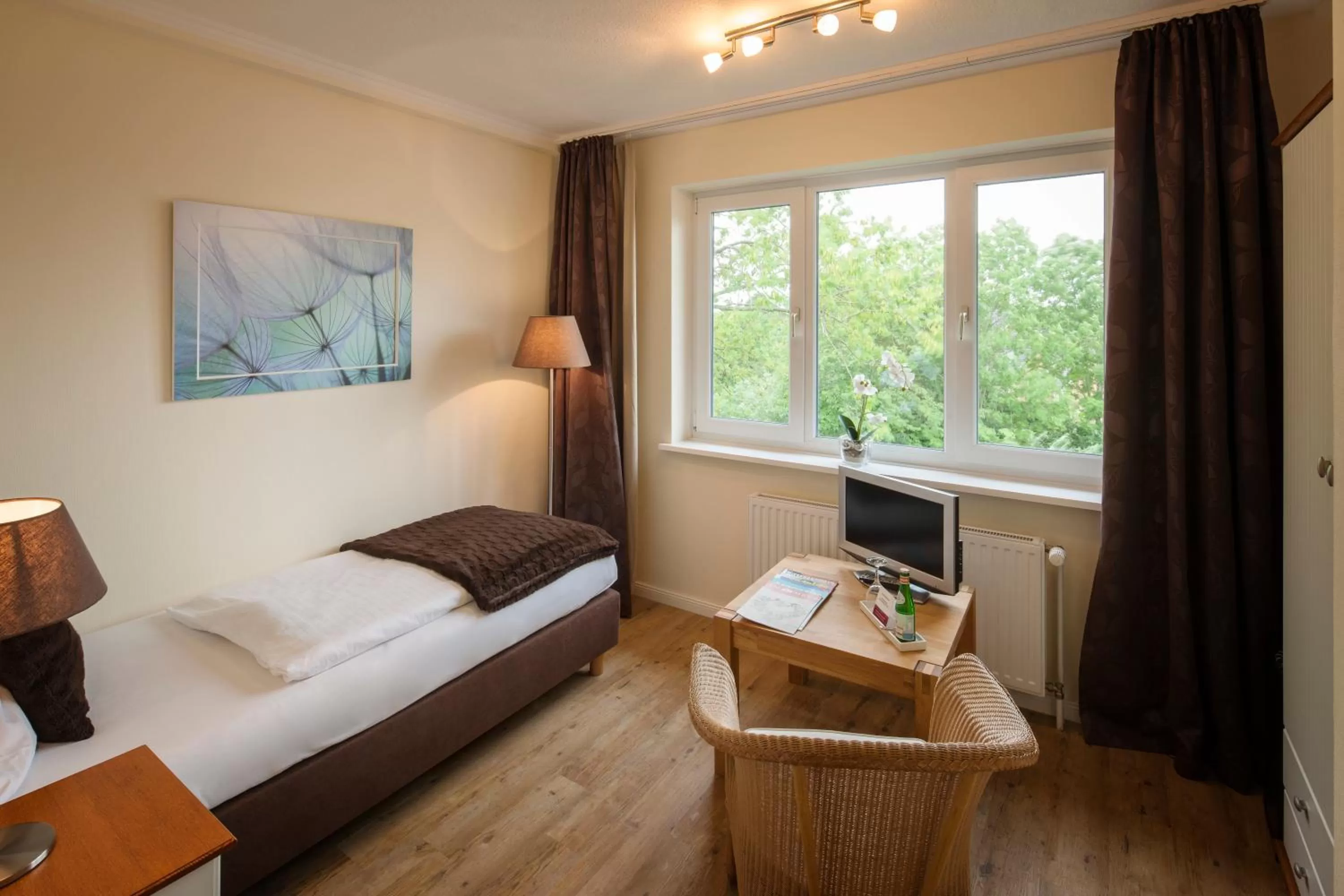 Bed in Das Frühstückshotel Sankt Peter-Ording