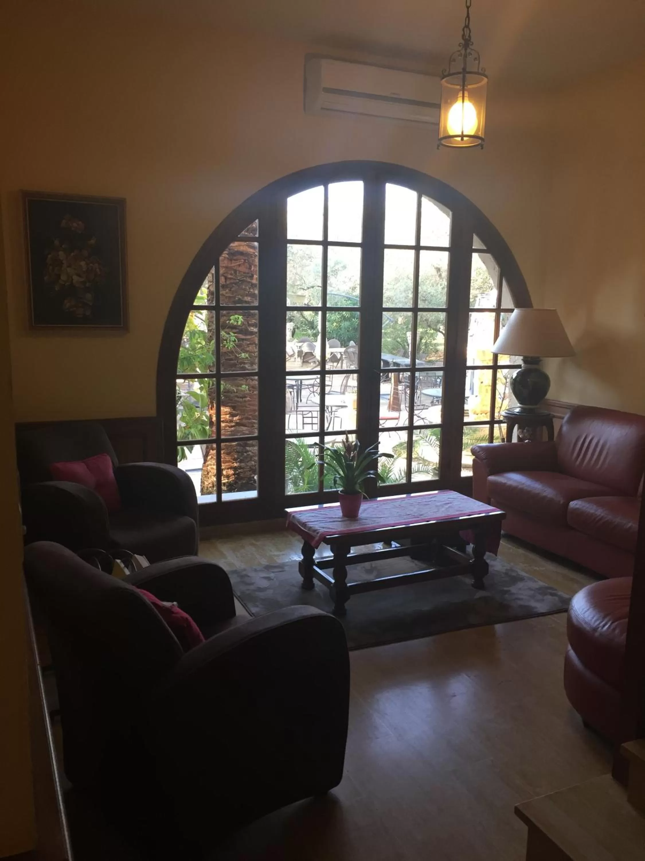 Communal lounge/ TV room in Castellu Rossu