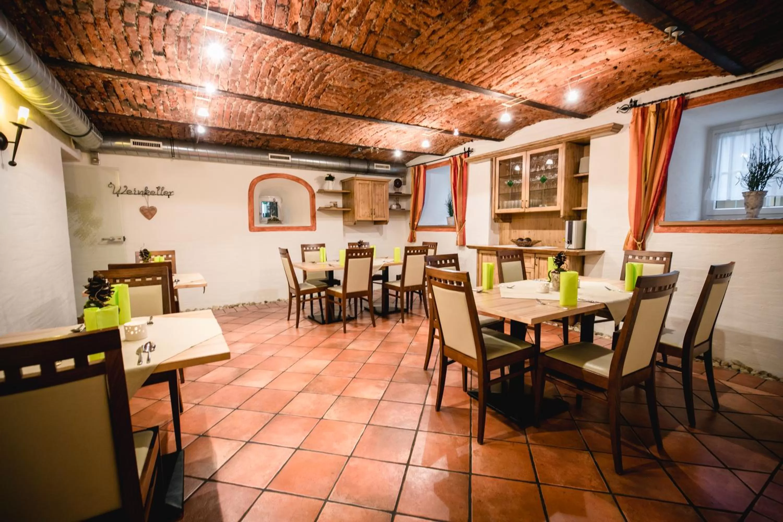 Banquet/Function facilities, Restaurant/Places to Eat in Gasthof Rothwangl Hannes