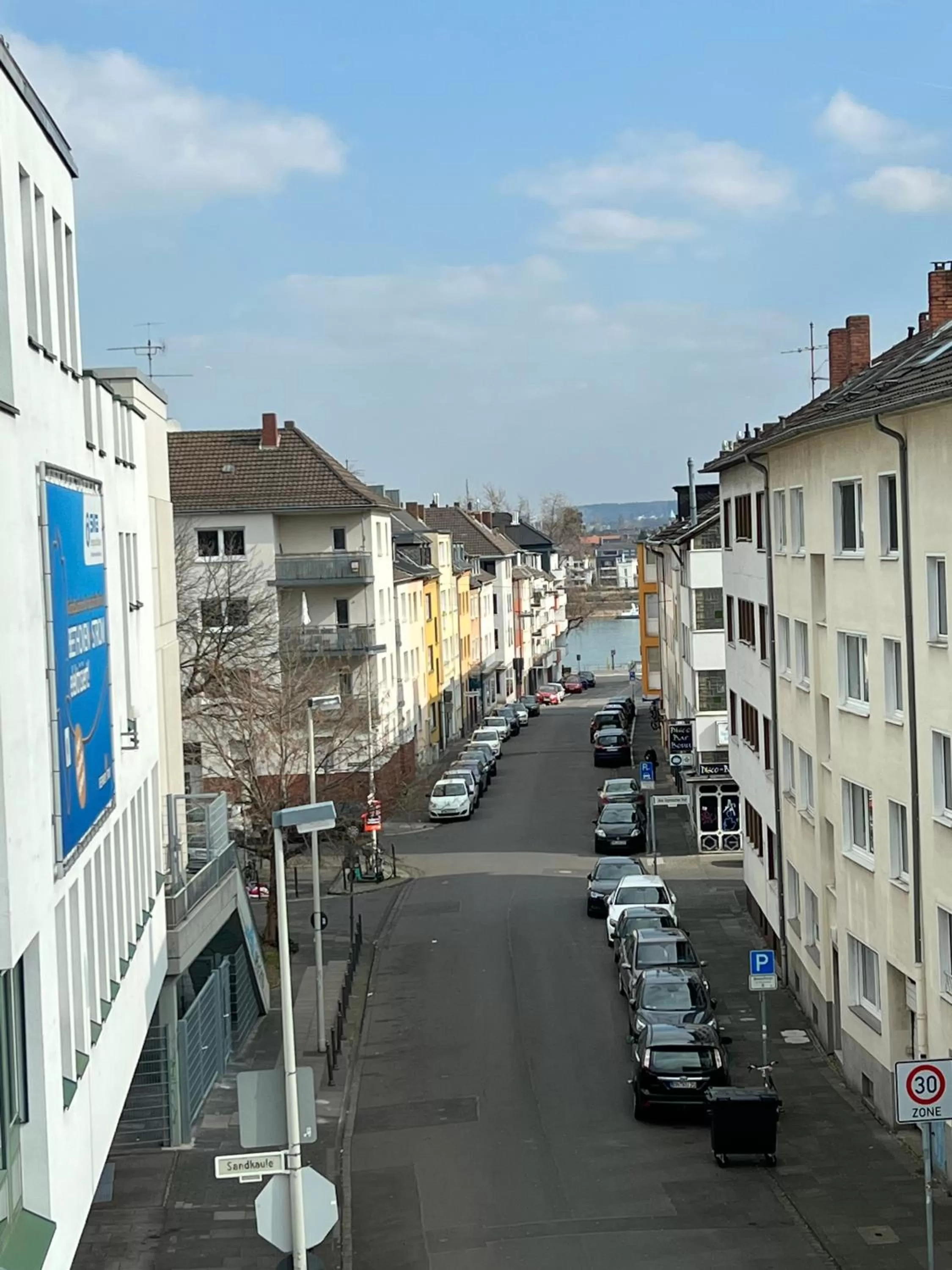 City view in Hotel 83