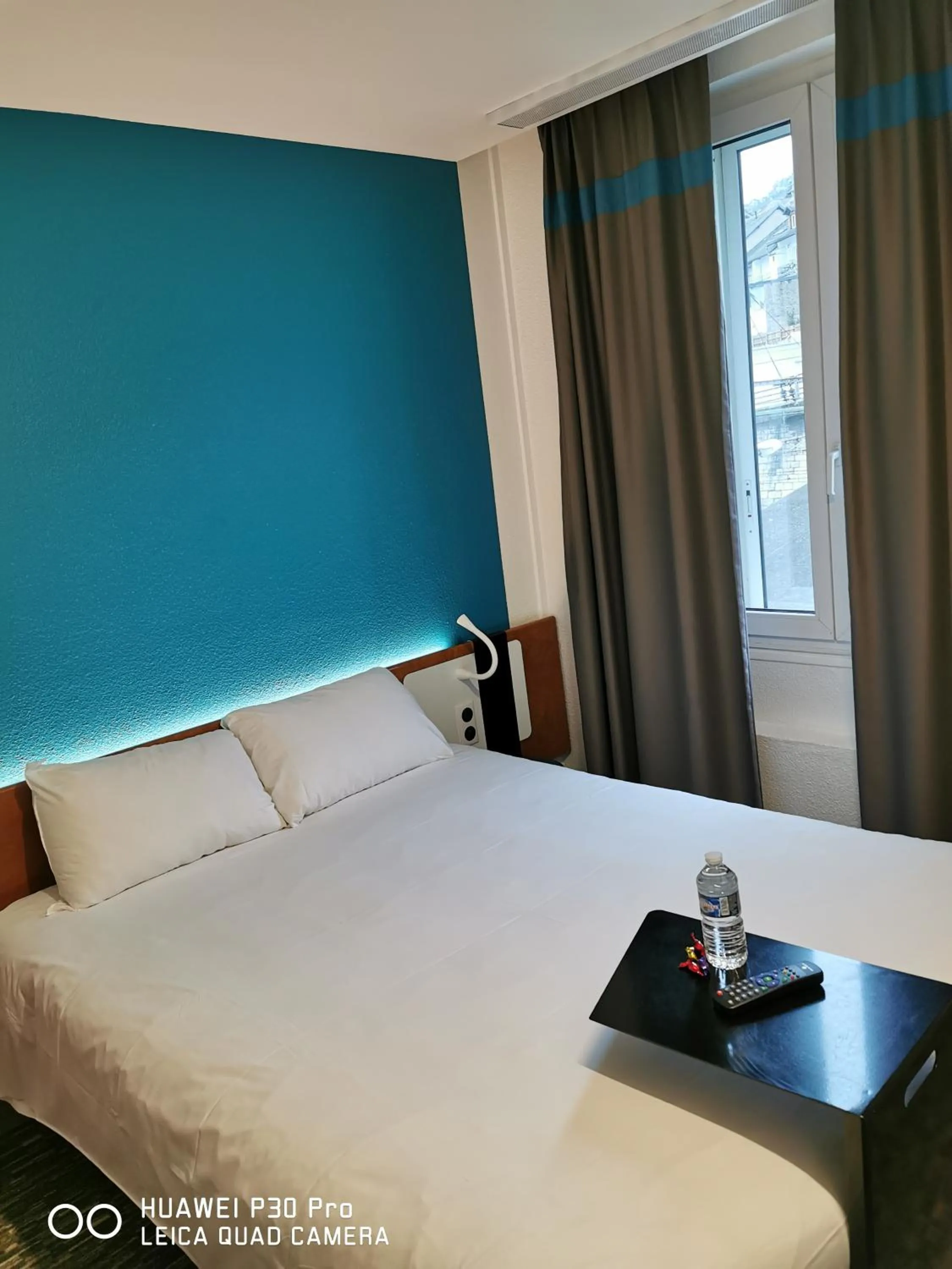 Bed in Ibis Styles Chambery Centre Gare