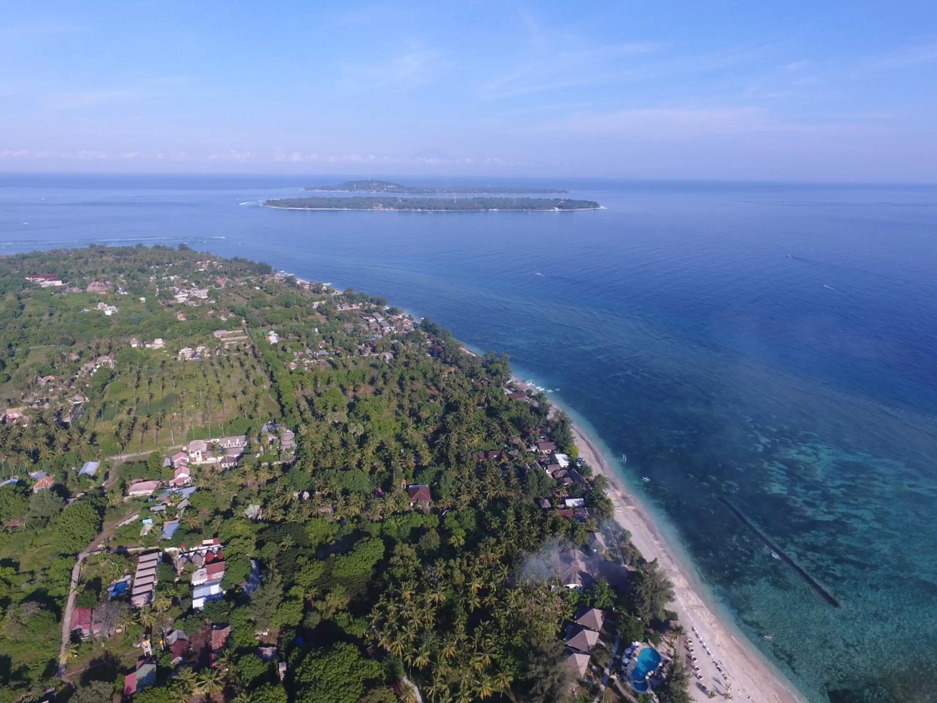 Beach, Bird's-eye View in Sandy Beach Bungalows