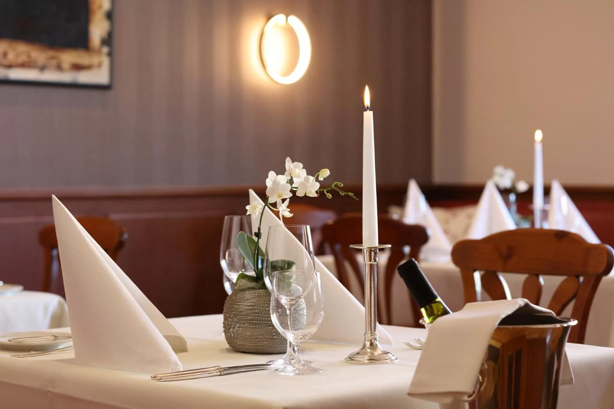 Restaurant/places to eat in Hotel Warteck