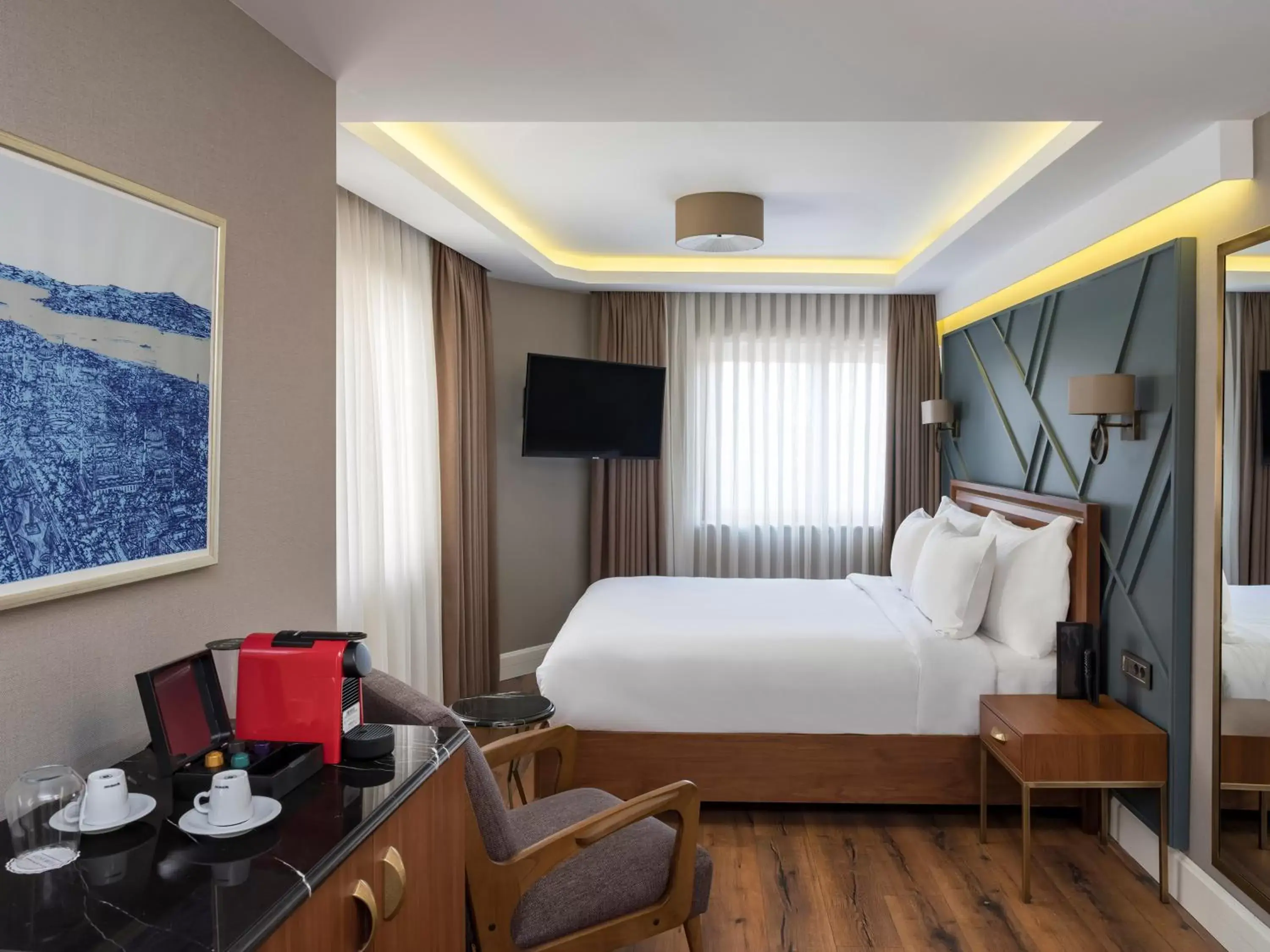 Deluxe Double Room with Sea View in Azzap Hotel Galata Deluxe Double Room with Sea View in Azzap Hotel Galata