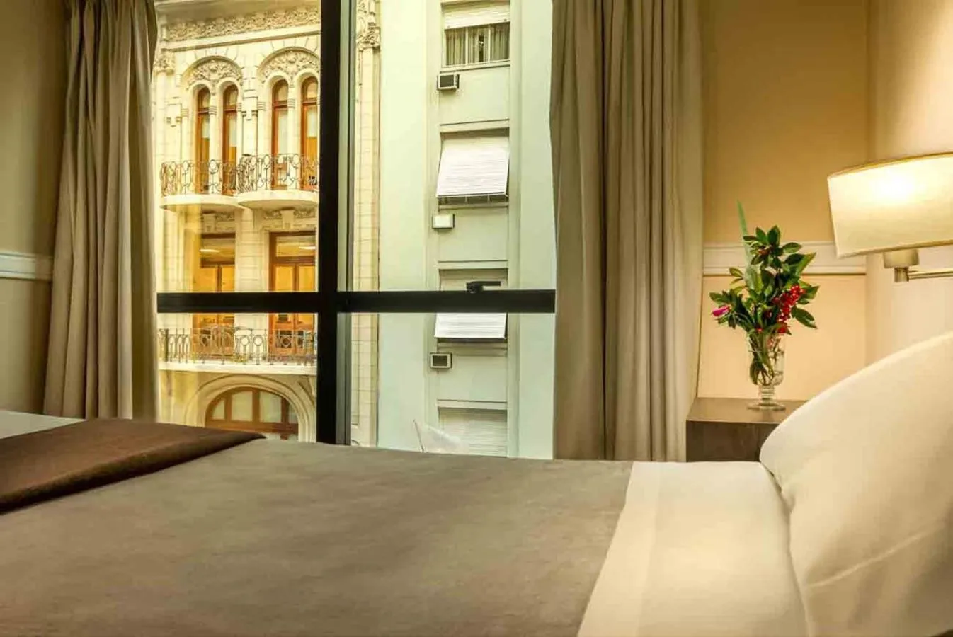 View (from property/room), Bed in Up Viamonte Hotel