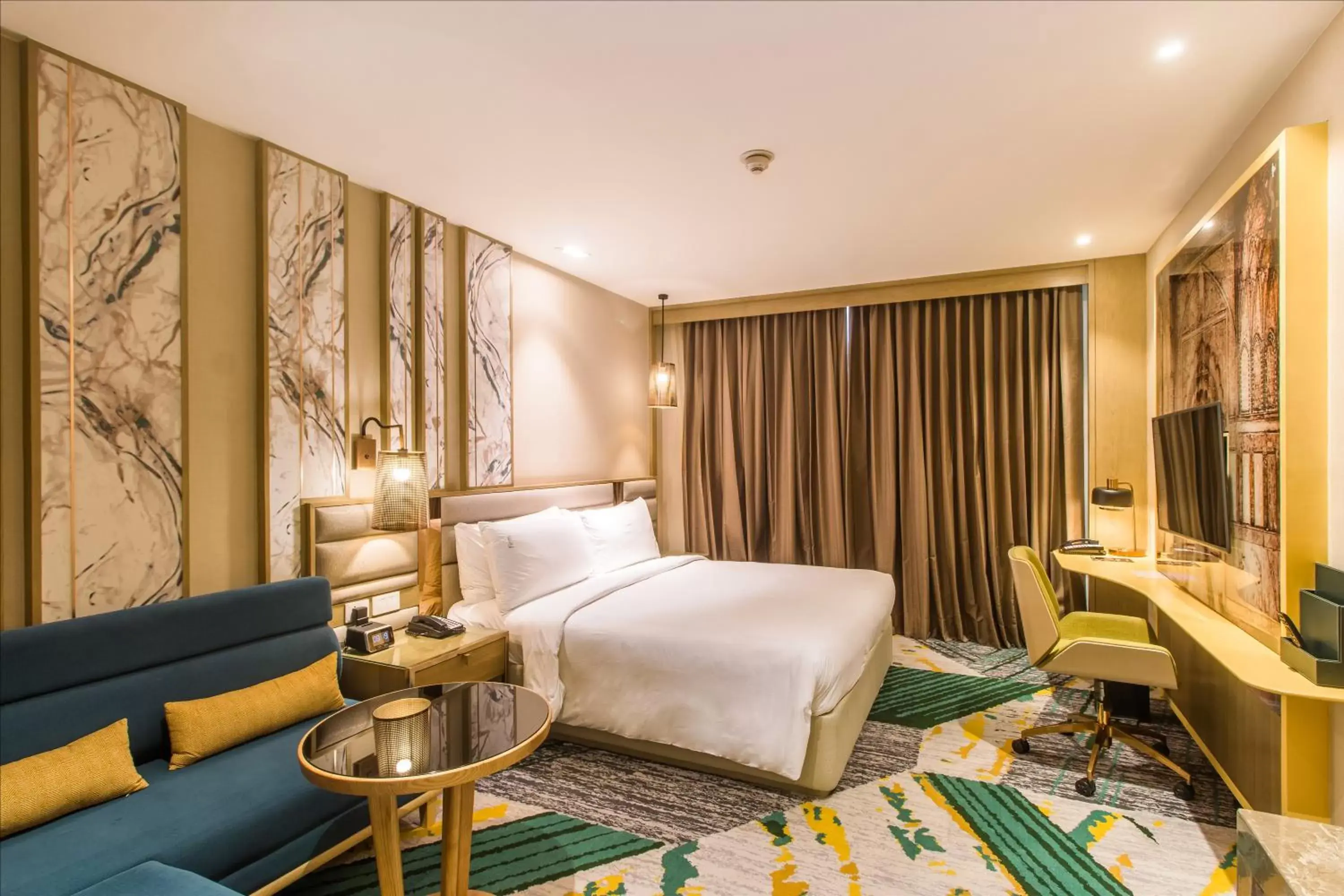 Standard King Room - Non-Smoking with 20% discount on Food & Soft Beverage, Laundry in Holiday Inn Chandigarh Zirakpur, an IHG Hotel Standard King Room - Non-Smoking with 20% discount on Food & Soft Beverage, Laundry in Holiday Inn Chandigarh Zirakpur, an IHG Hotel