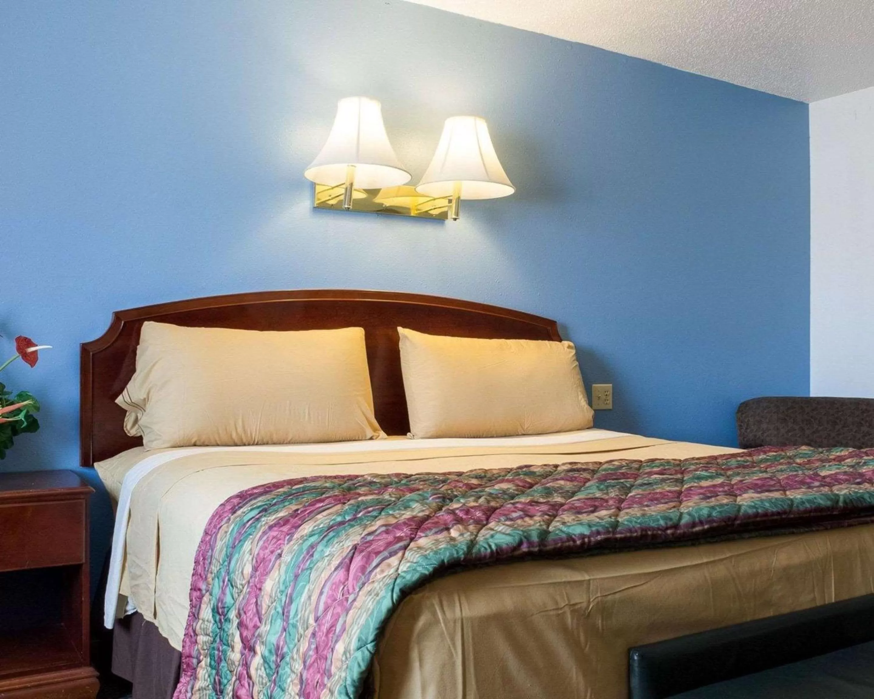 Rodeway Inn West Fargo Main Ave