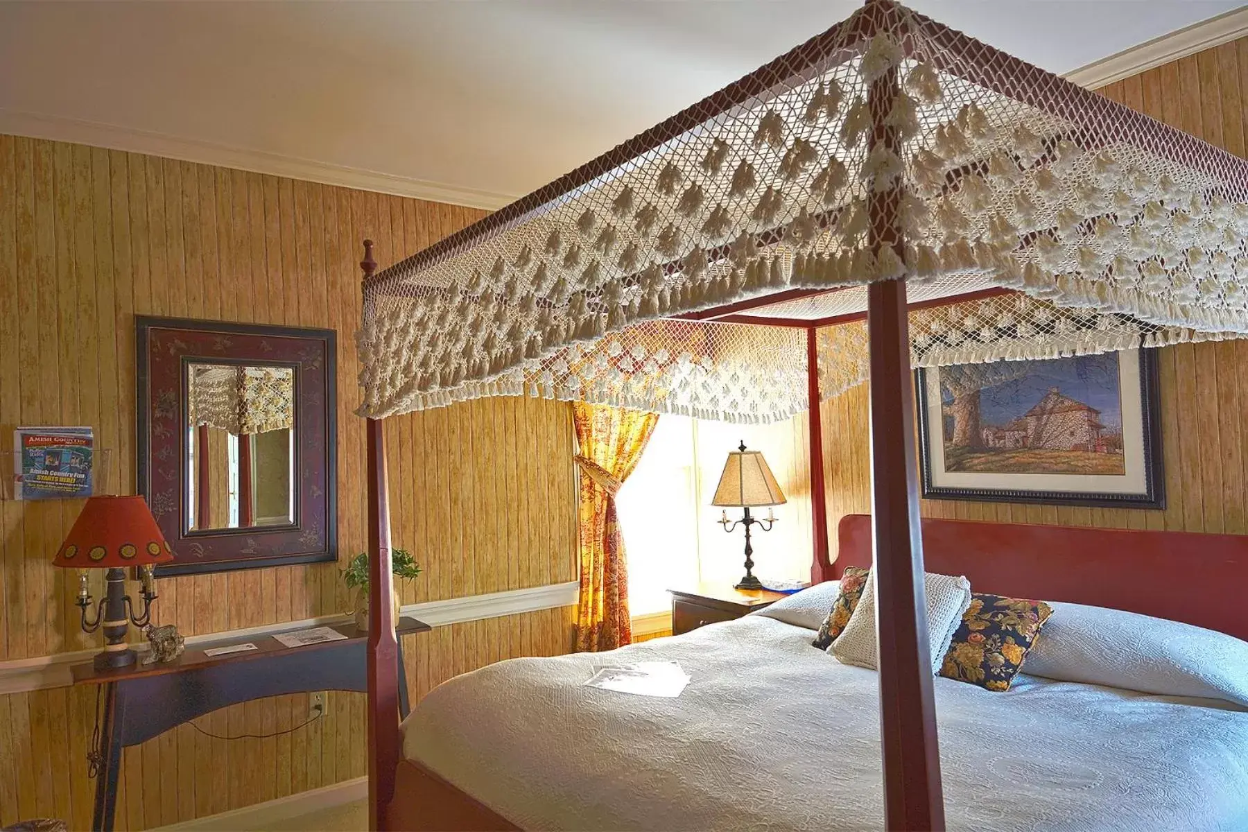 Deluxe King Room in Strasburg Village Inn Deluxe King Room in Strasburg Village Inn