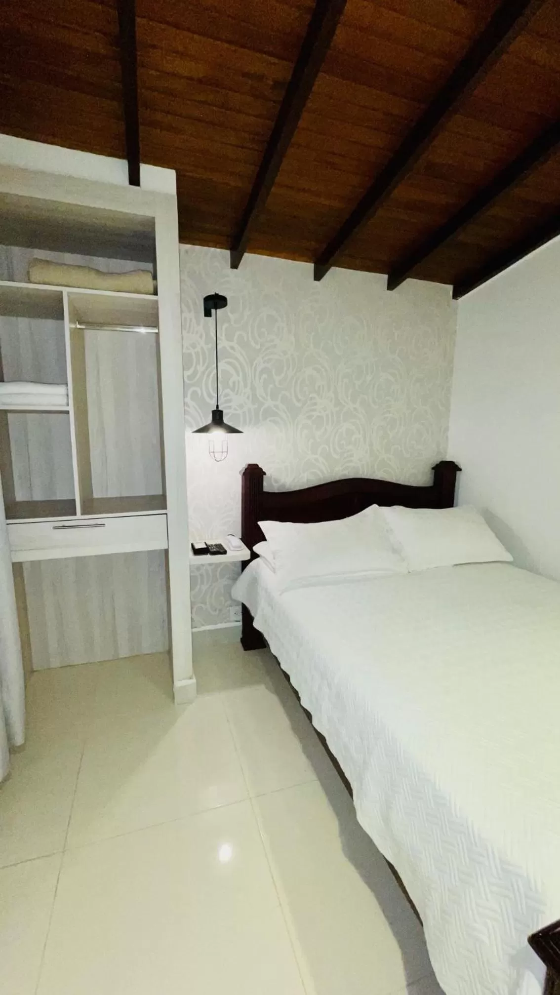 Bed in 3H HOTEL Av 70