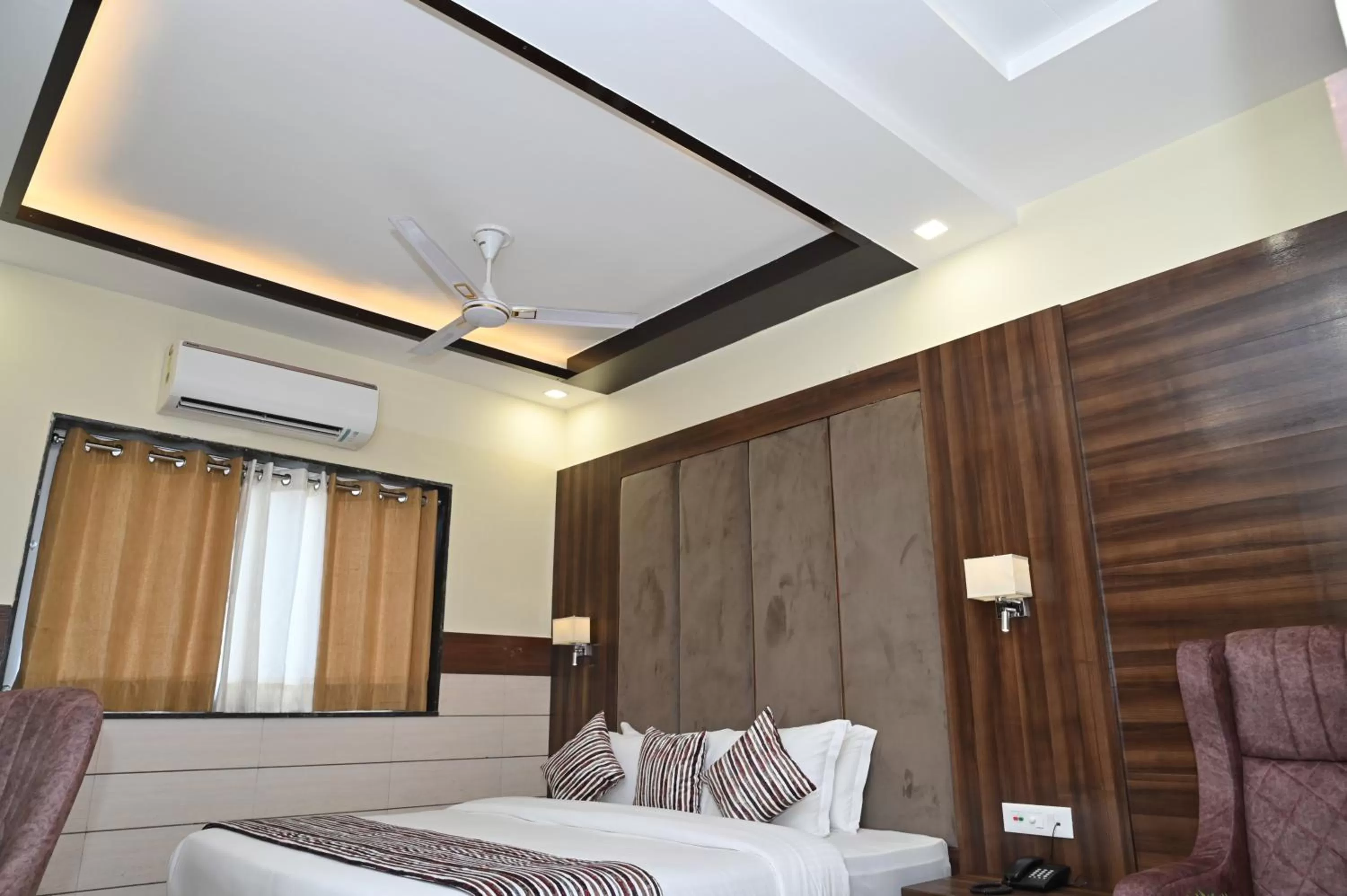 Bed in Hotel Vasdaa Grand