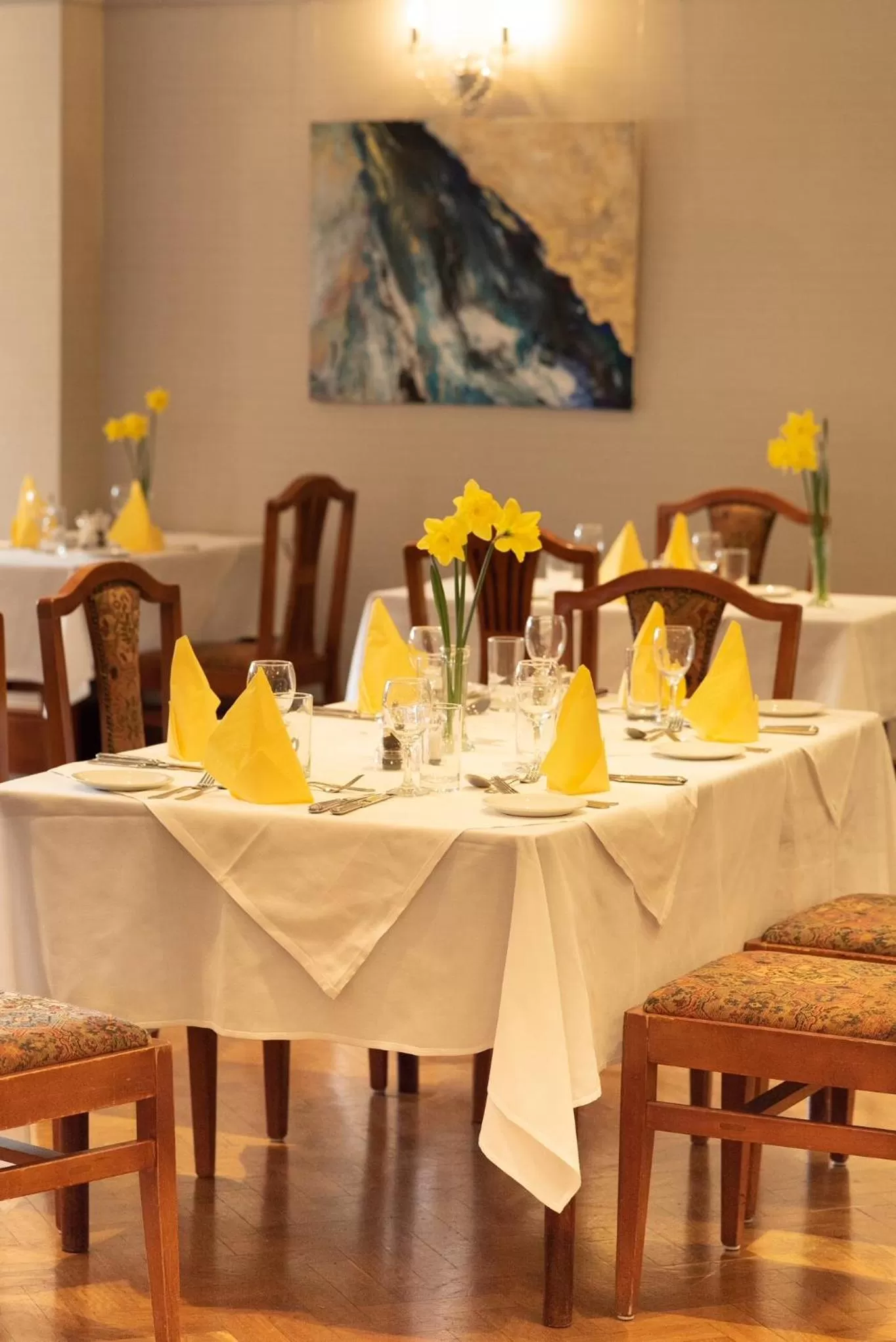 Restaurant/places to eat in Littlebury Hotel