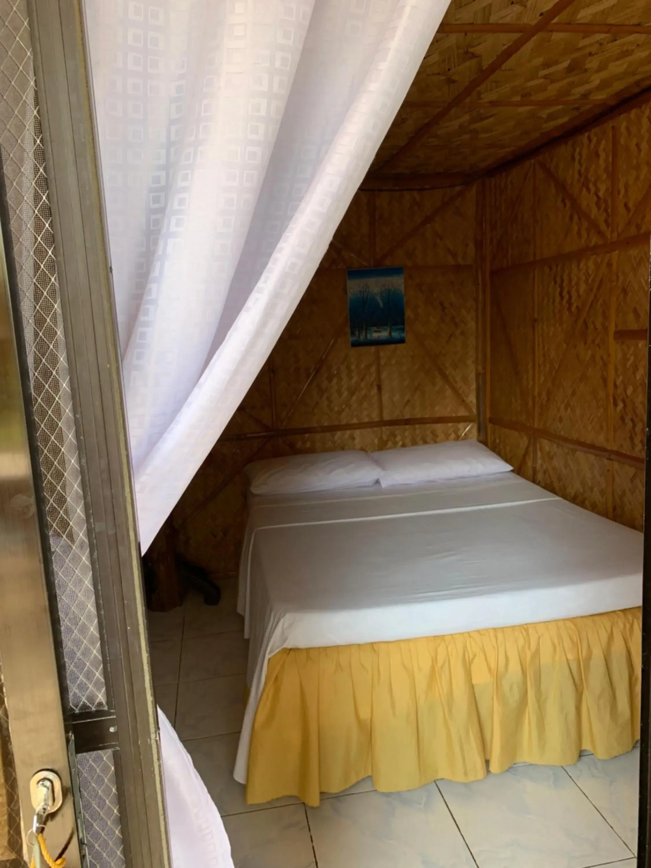 Deluxe Double Room in Bamboo House Beach Lodge & Restaurant Deluxe Double Room in Bamboo House Beach Lodge & Restaurant