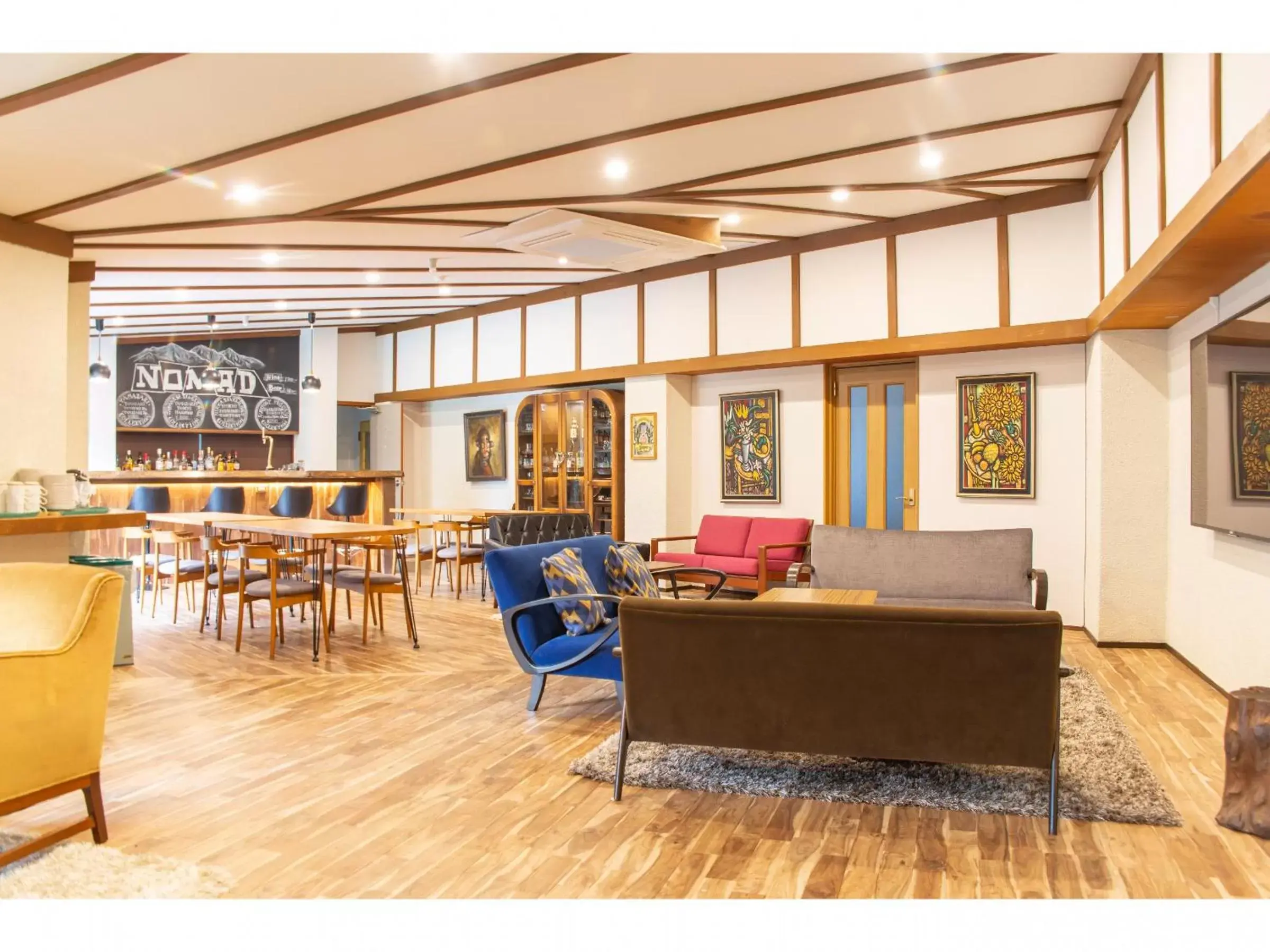 Nomad Hakuba Nomad Hakuba