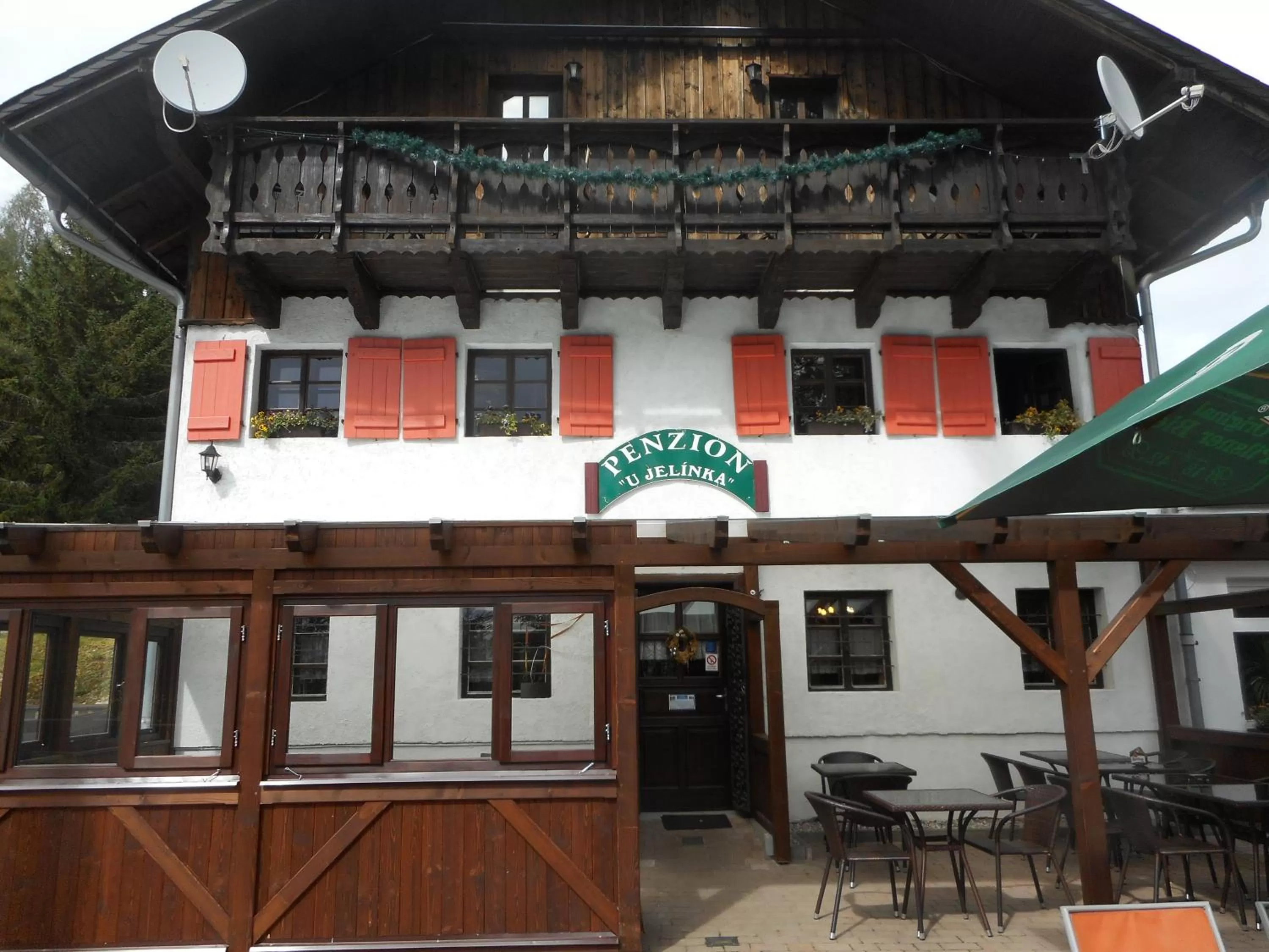 Facade/entrance in Pension U Jelinka