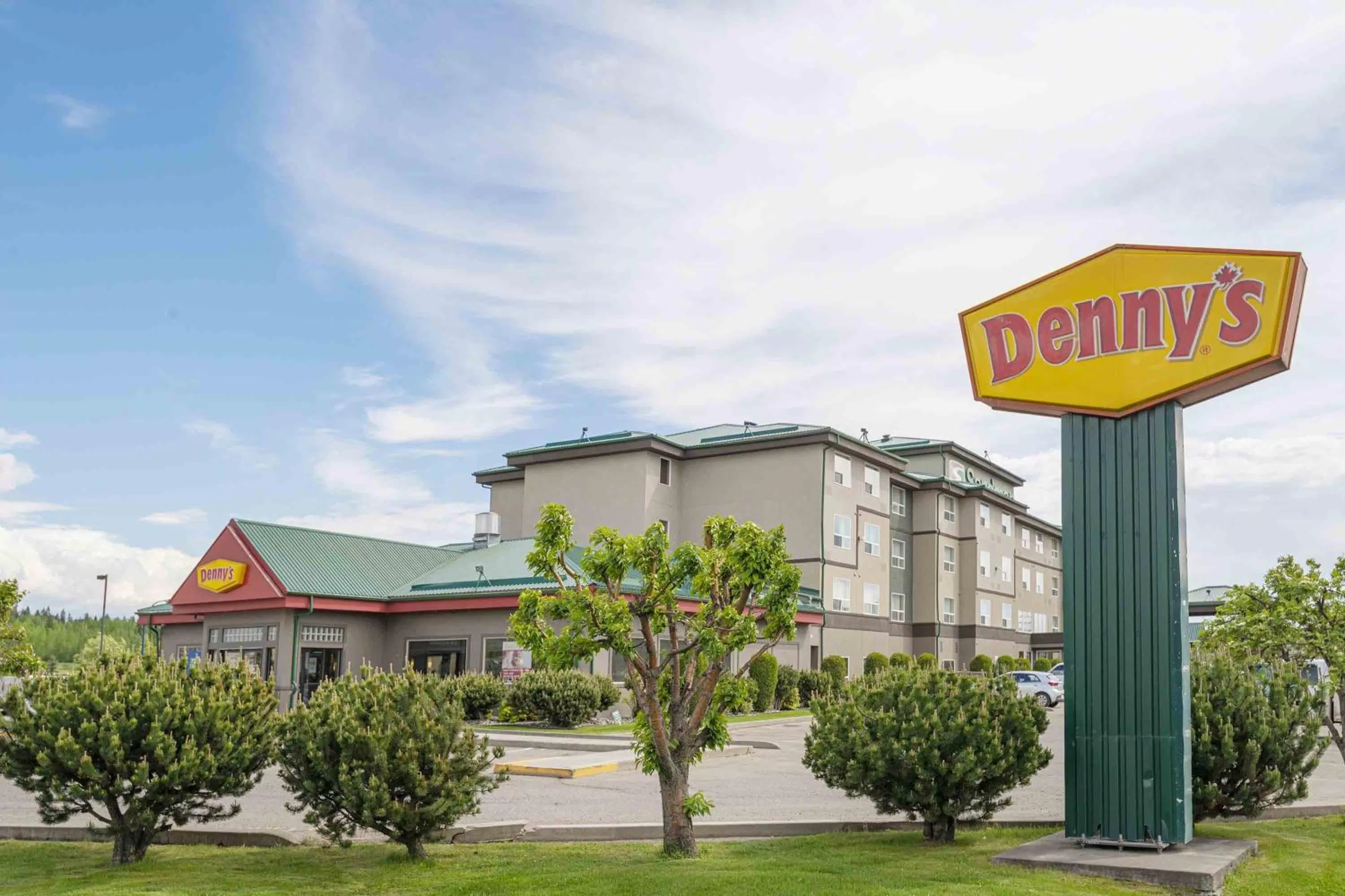 Restaurant/places to eat in Sandman Hotel Quesnel