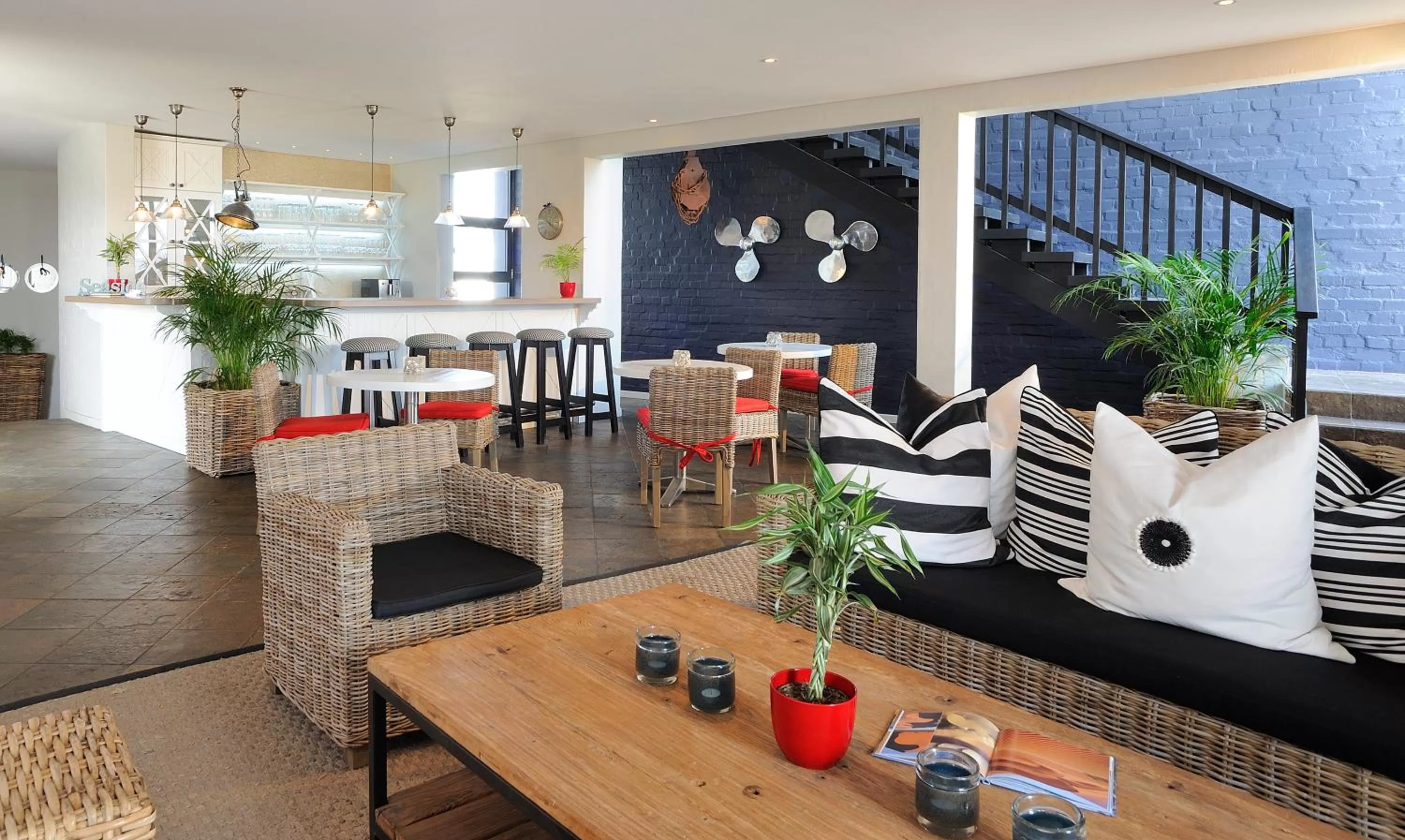 Lobby or reception in Oyster Box Guesthouse