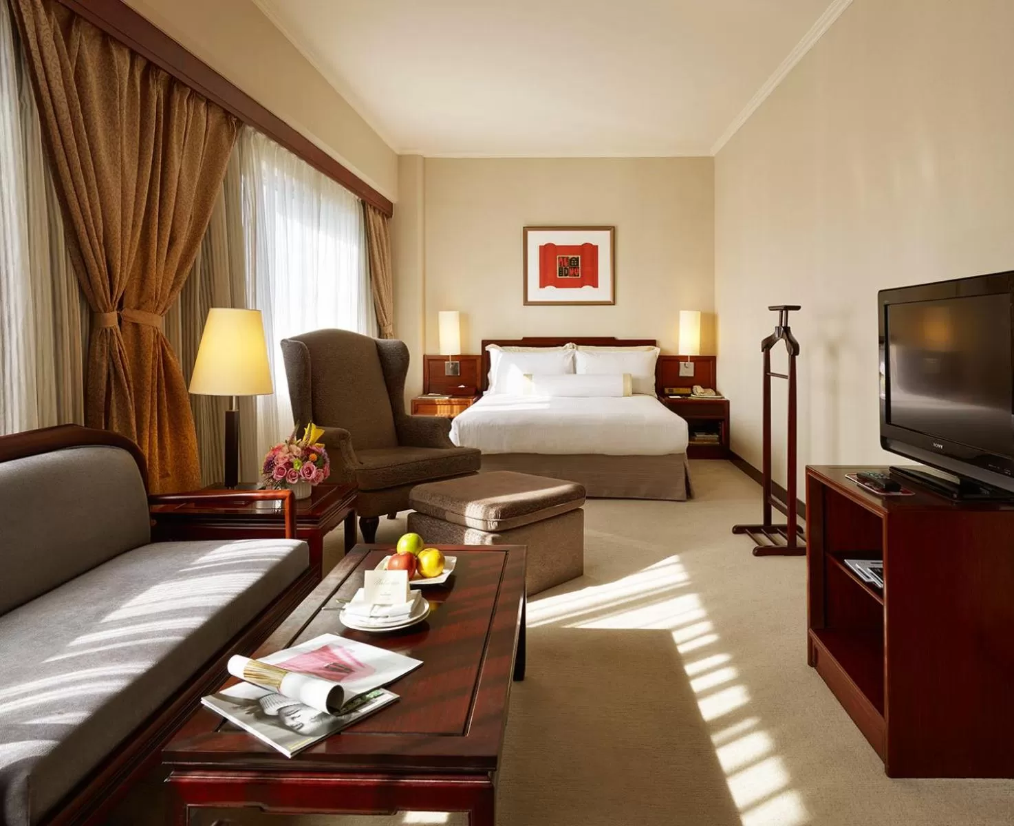 Photo of the whole room, Bed in The Howard Plaza Hotel Taipei