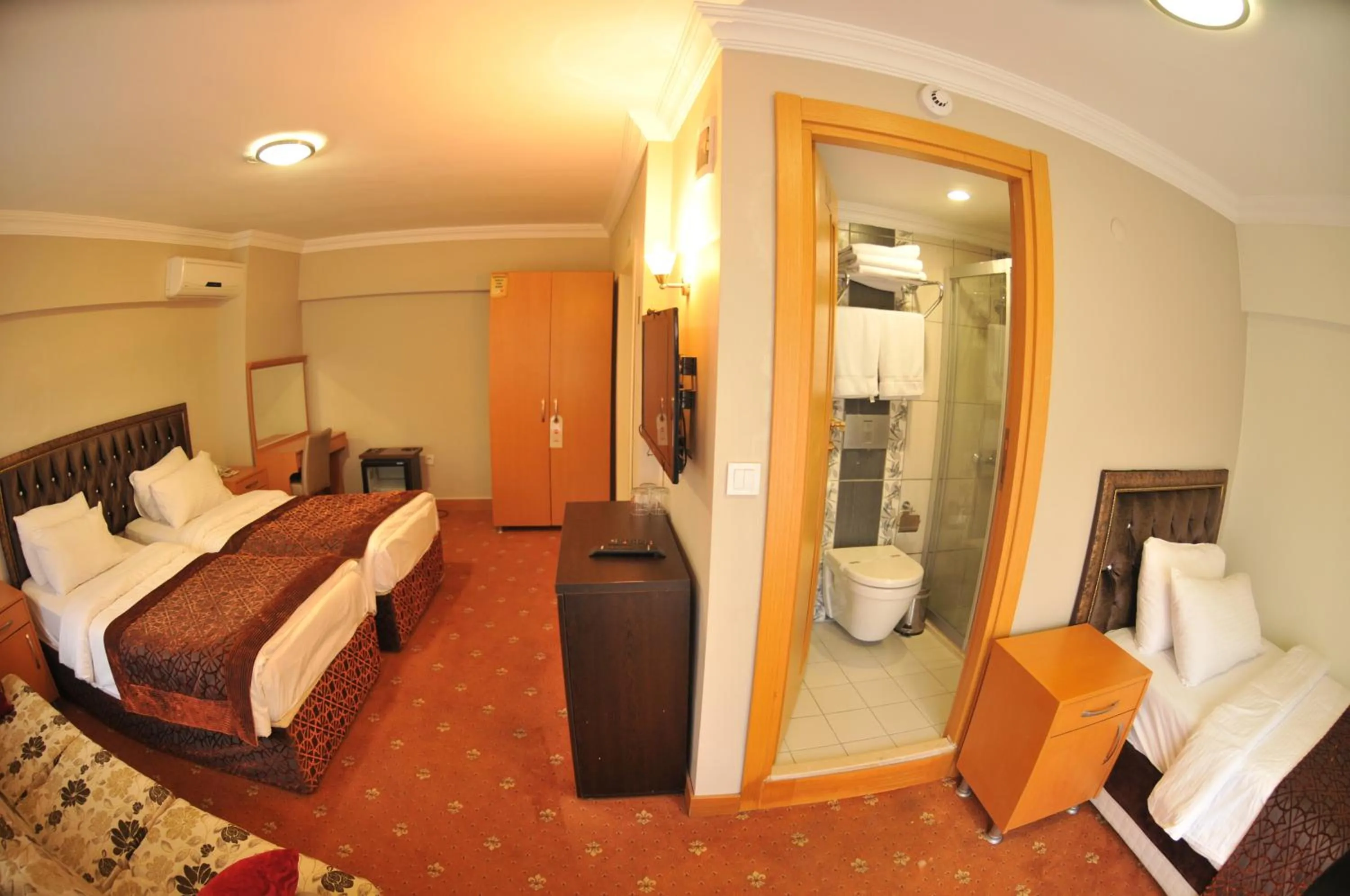 Photo of the whole room in Palace Point Hotel