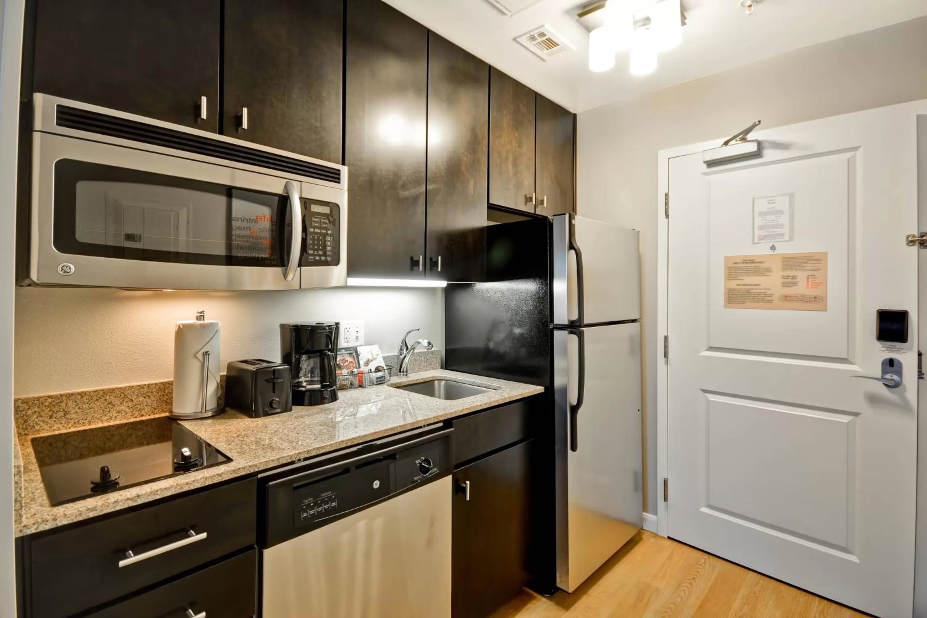 Kitchen or kitchenette in TownePlace Suites Dallas/Lewisville