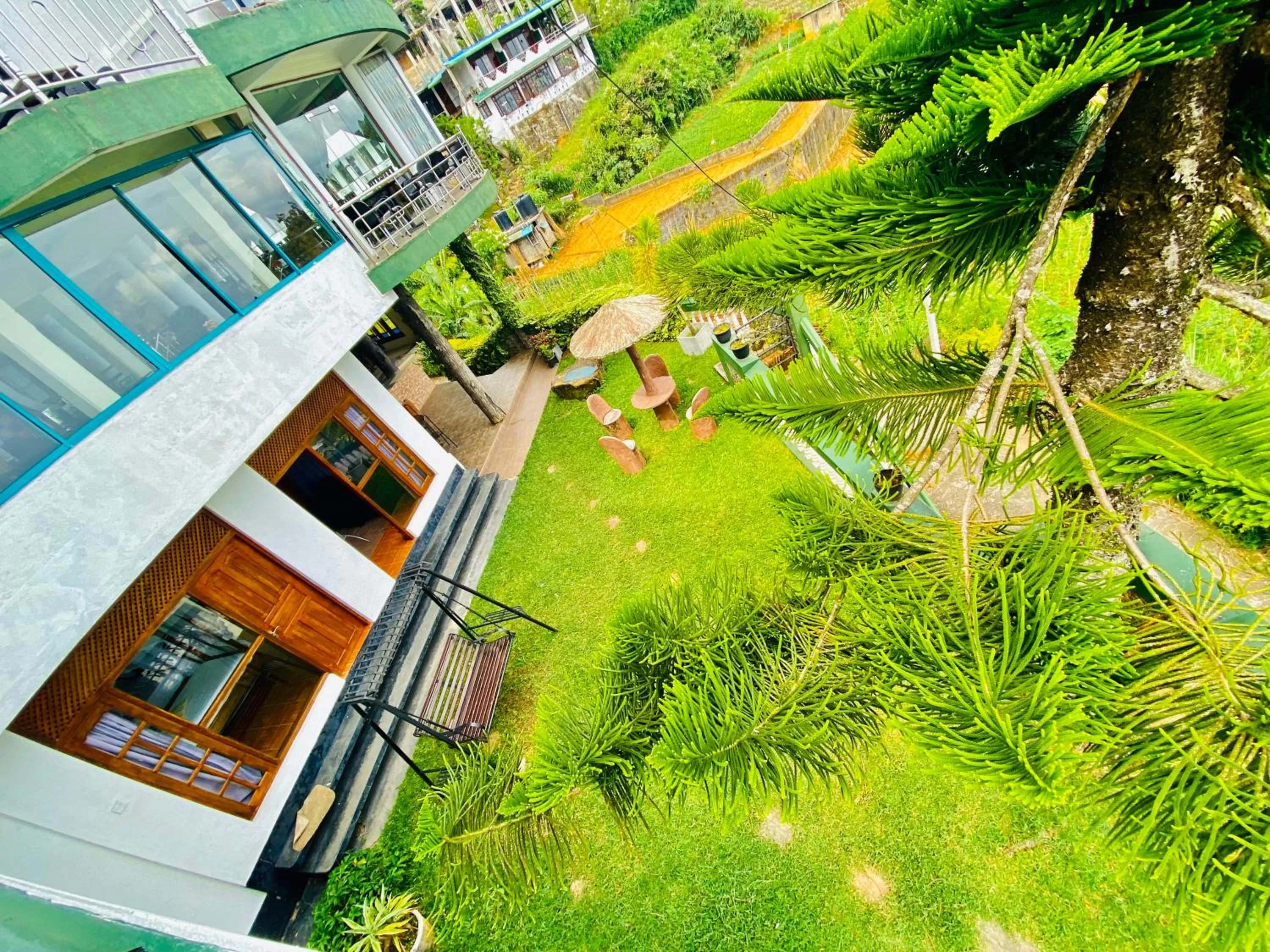 Garden in Srilak View Holiday Inn