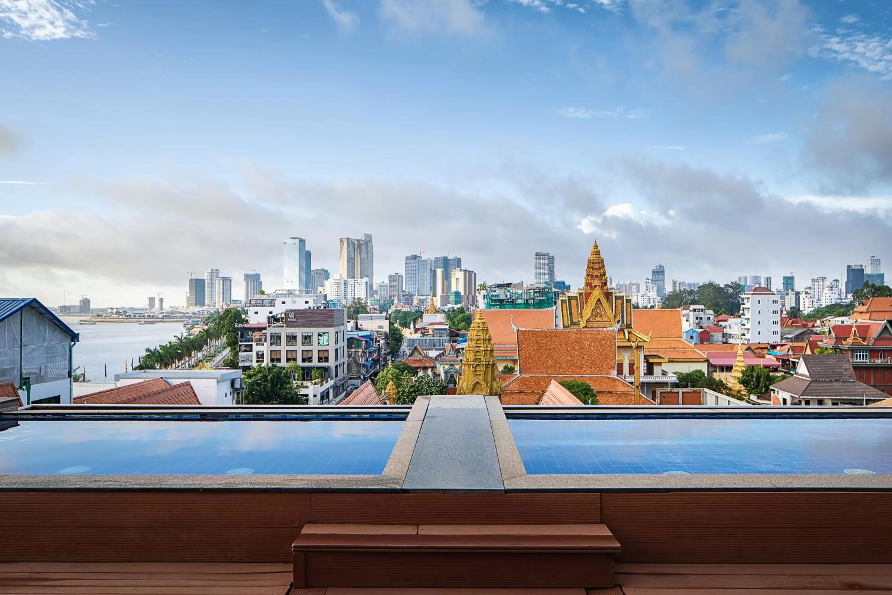 Day in Ohana Phnom Penh Palace Hotel