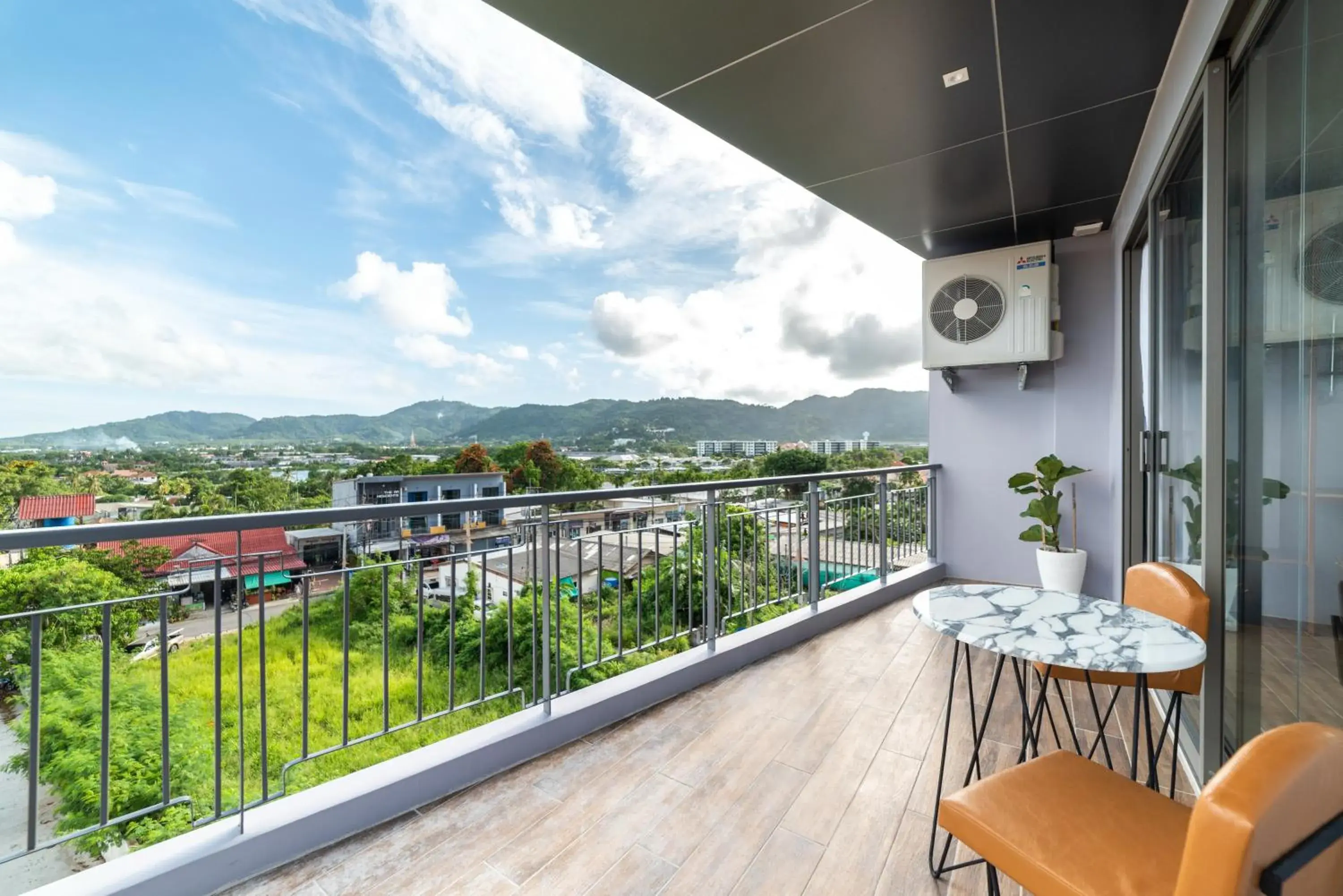 Deluxe Double Room in The Blue Hotel - SHA Plus Deluxe Double Room in The Blue Hotel - SHA Plus