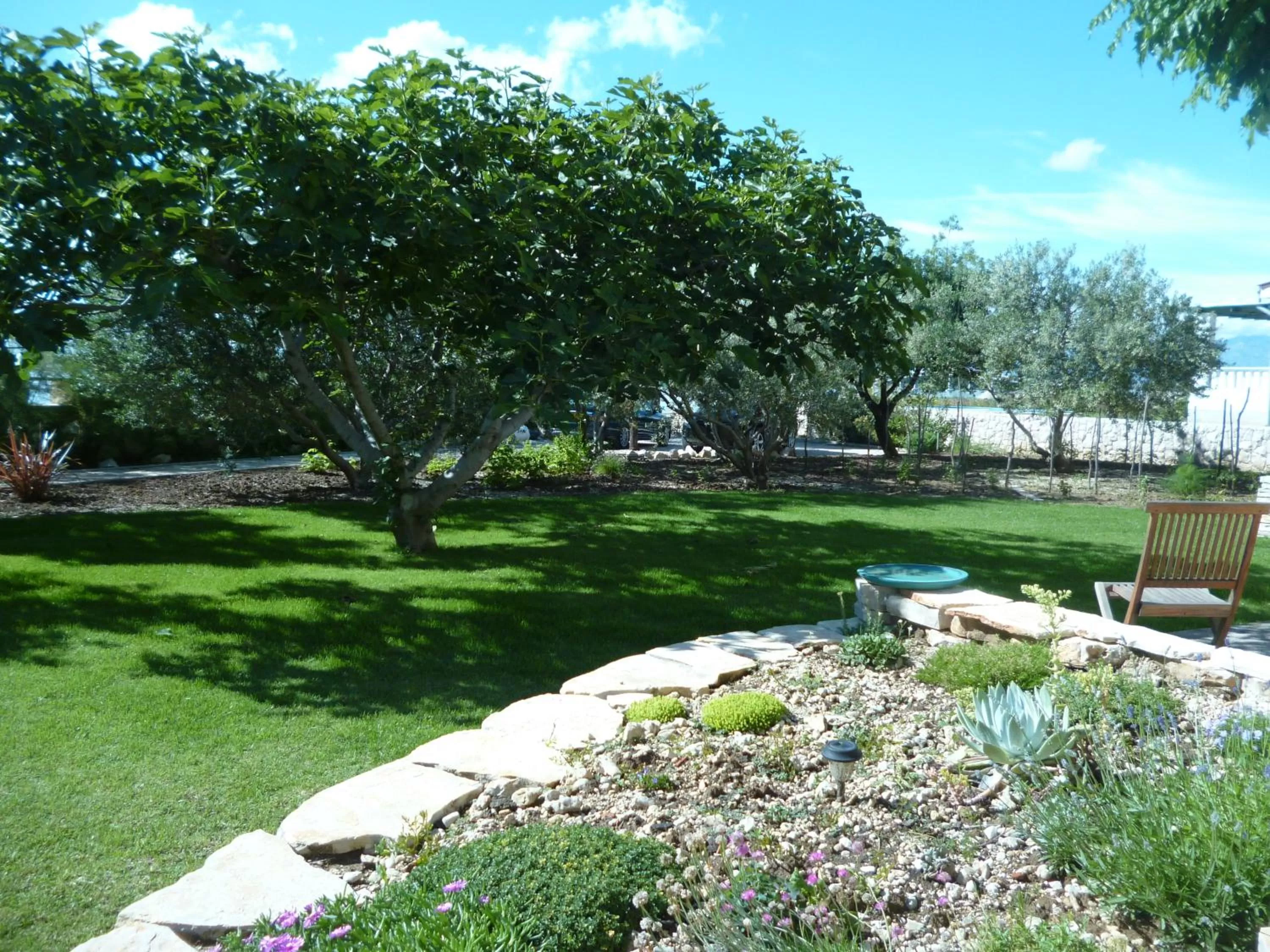 Facade/entrance, Garden in Bed&Breakfast Vanni