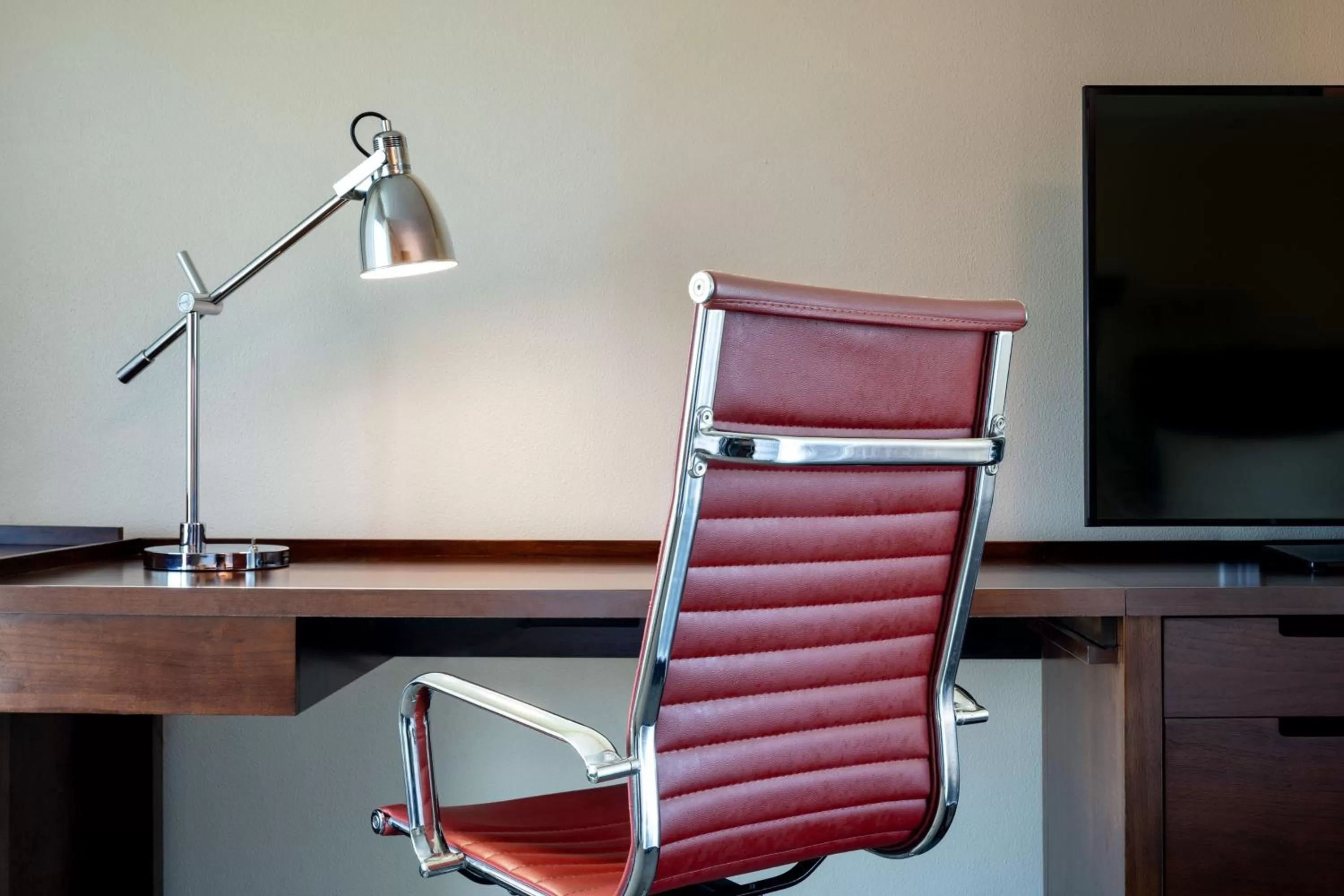 Photo of the whole room in Four Points by Sheraton Orlando International Drive