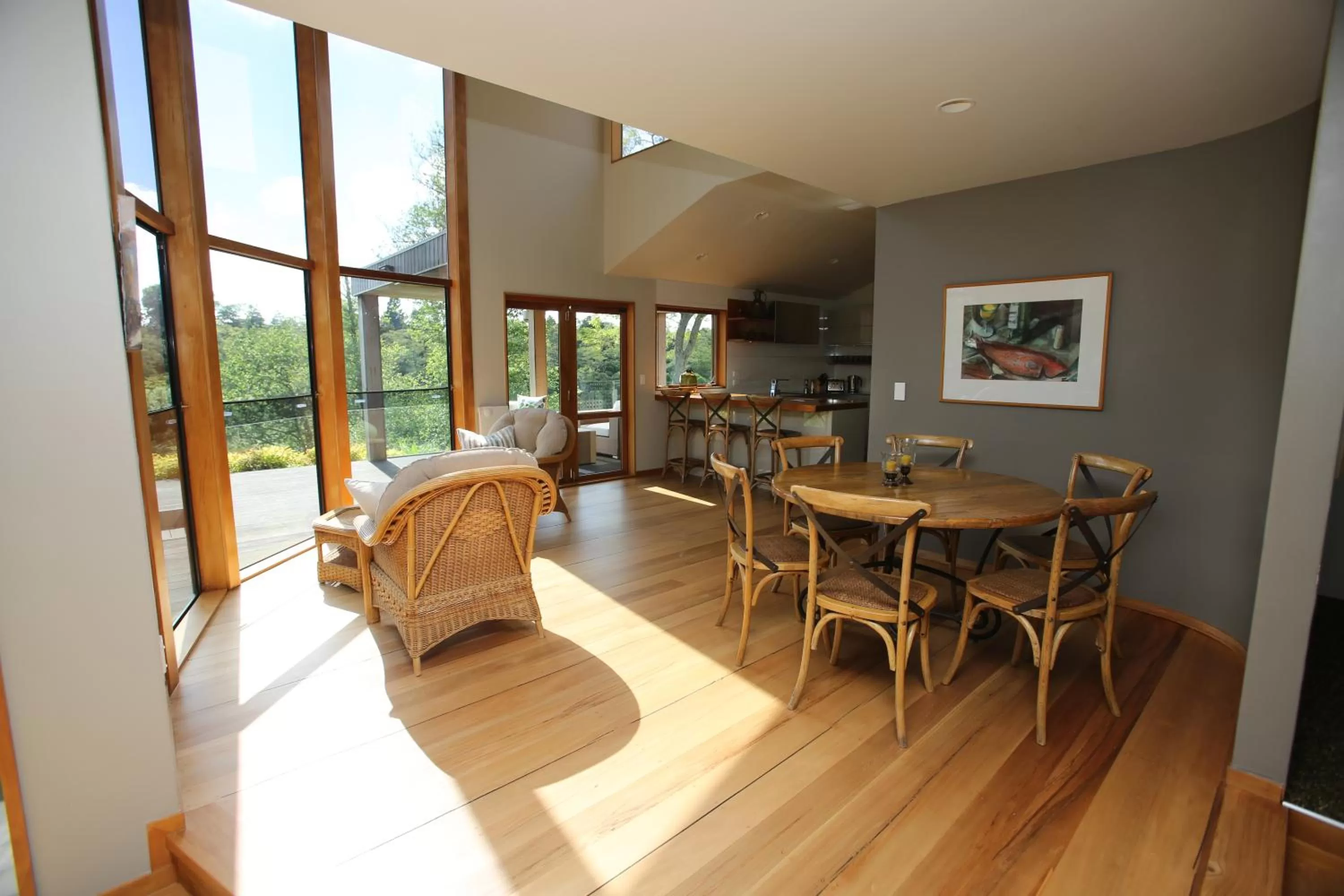 Living room, Seating Area in On The River