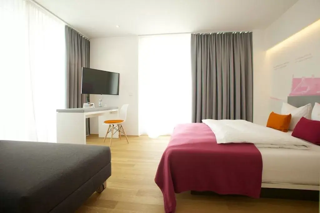 Deluxe Double Room - single occupancy in Illertisser Hof Deluxe Double Room - single occupancy in Illertisser Hof