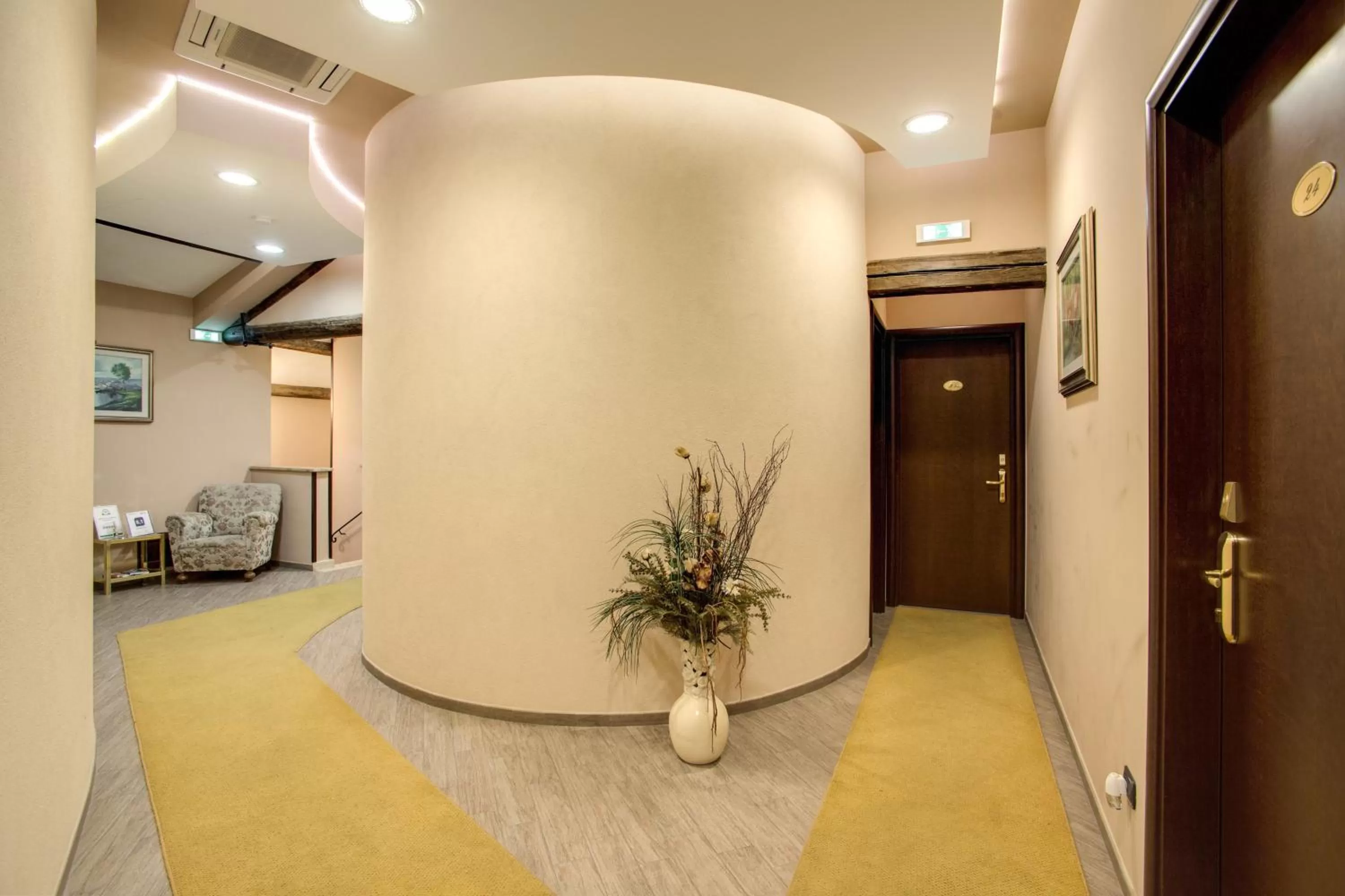 Decorative detail in Hotel Roma Tiburtina Metro