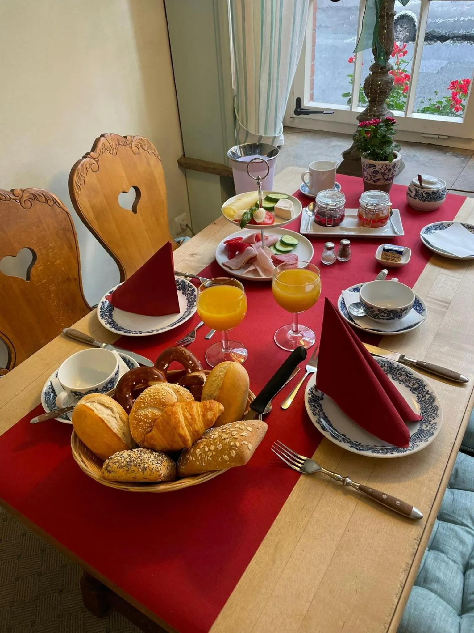 Breakfast in Hotel Alt Nürnberg -Ohne Lift-