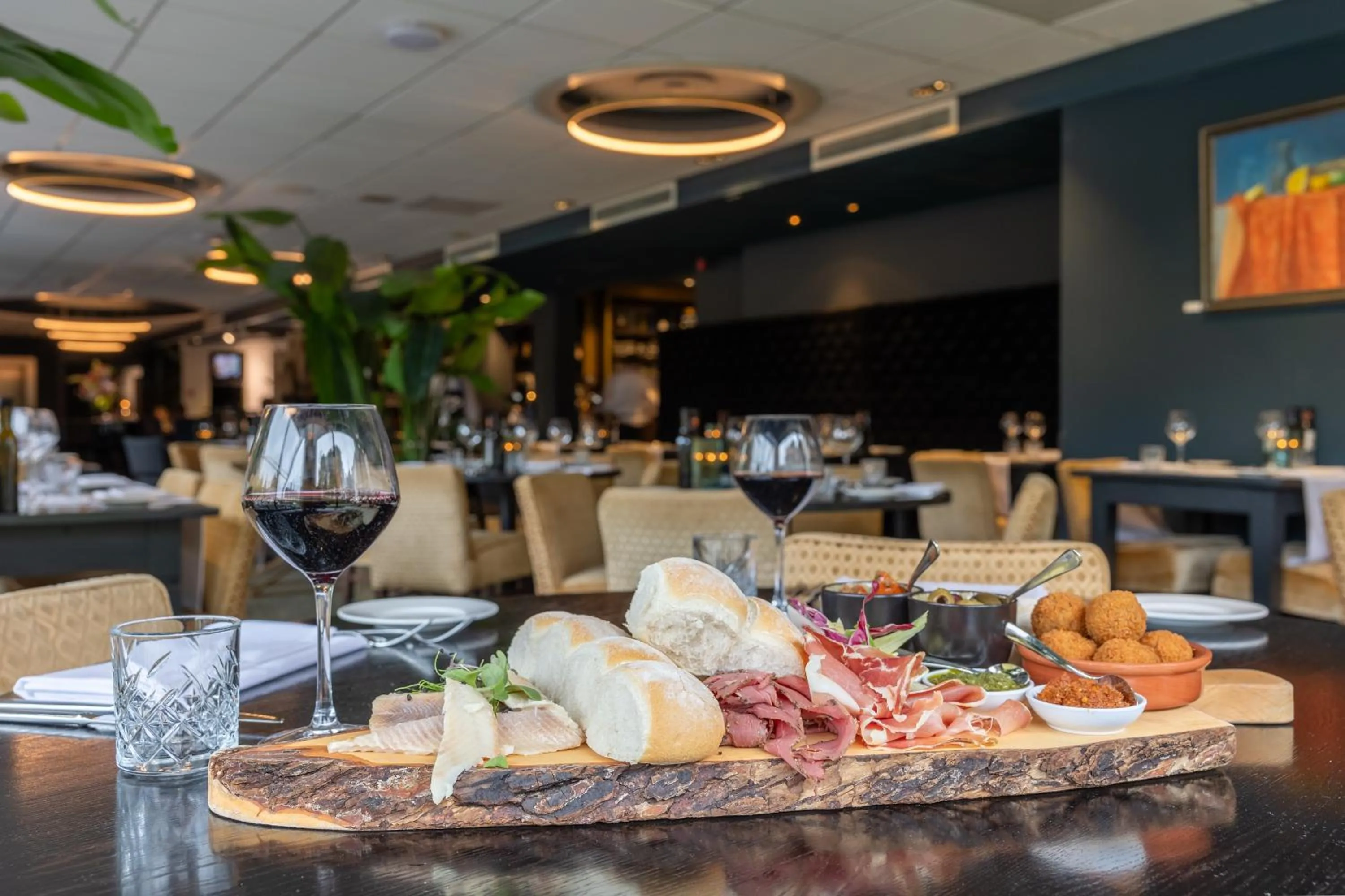 Restaurant/places to eat in Amrâth Berghotel Amersfoort