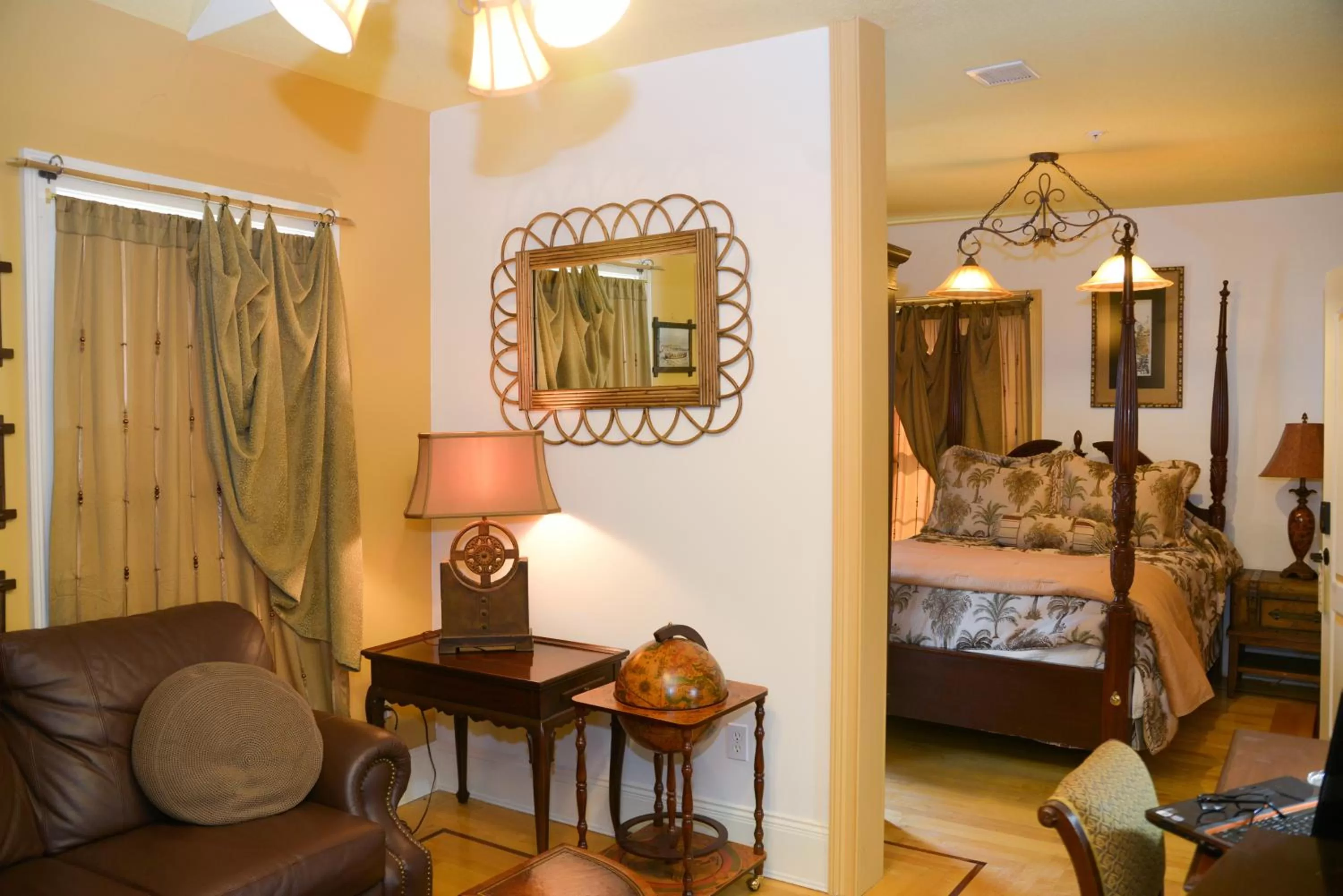 Bedroom, Bed in Naomi's Inn Bed & Breakfast