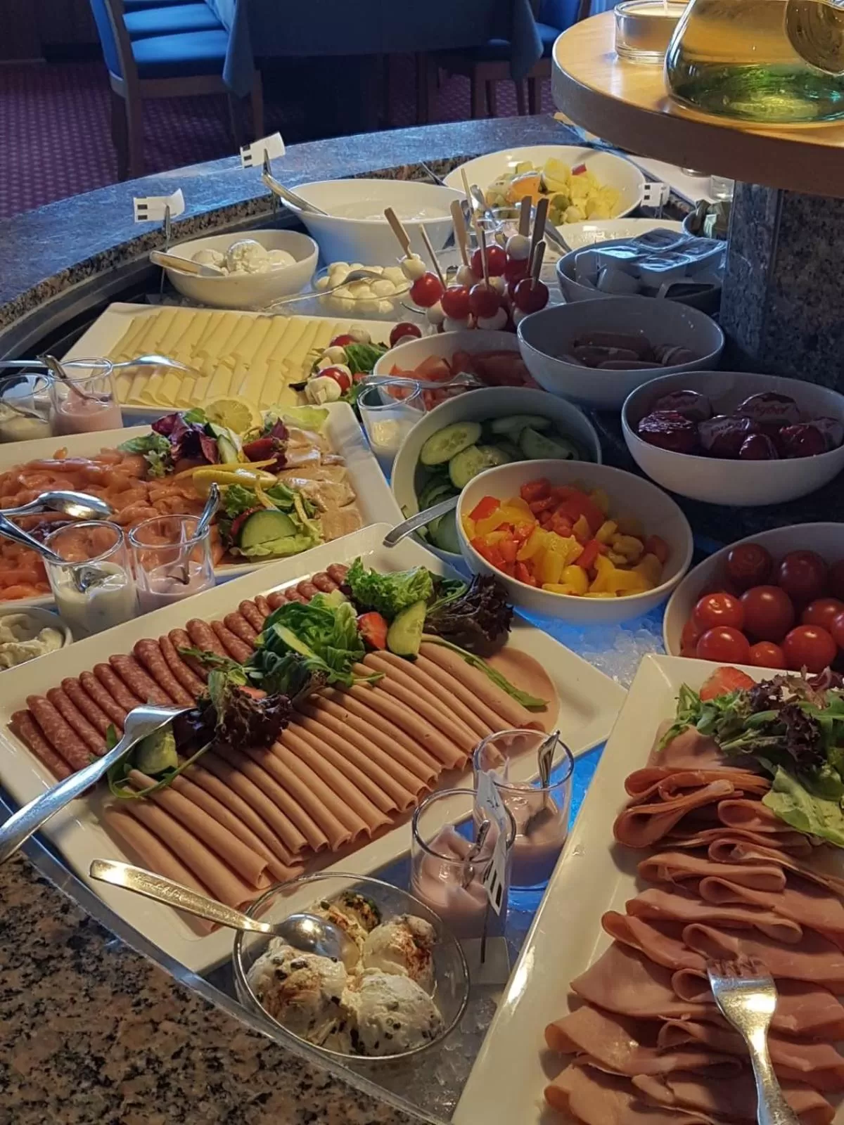 Breakfast in Hotel Restaurant Jaegersteig