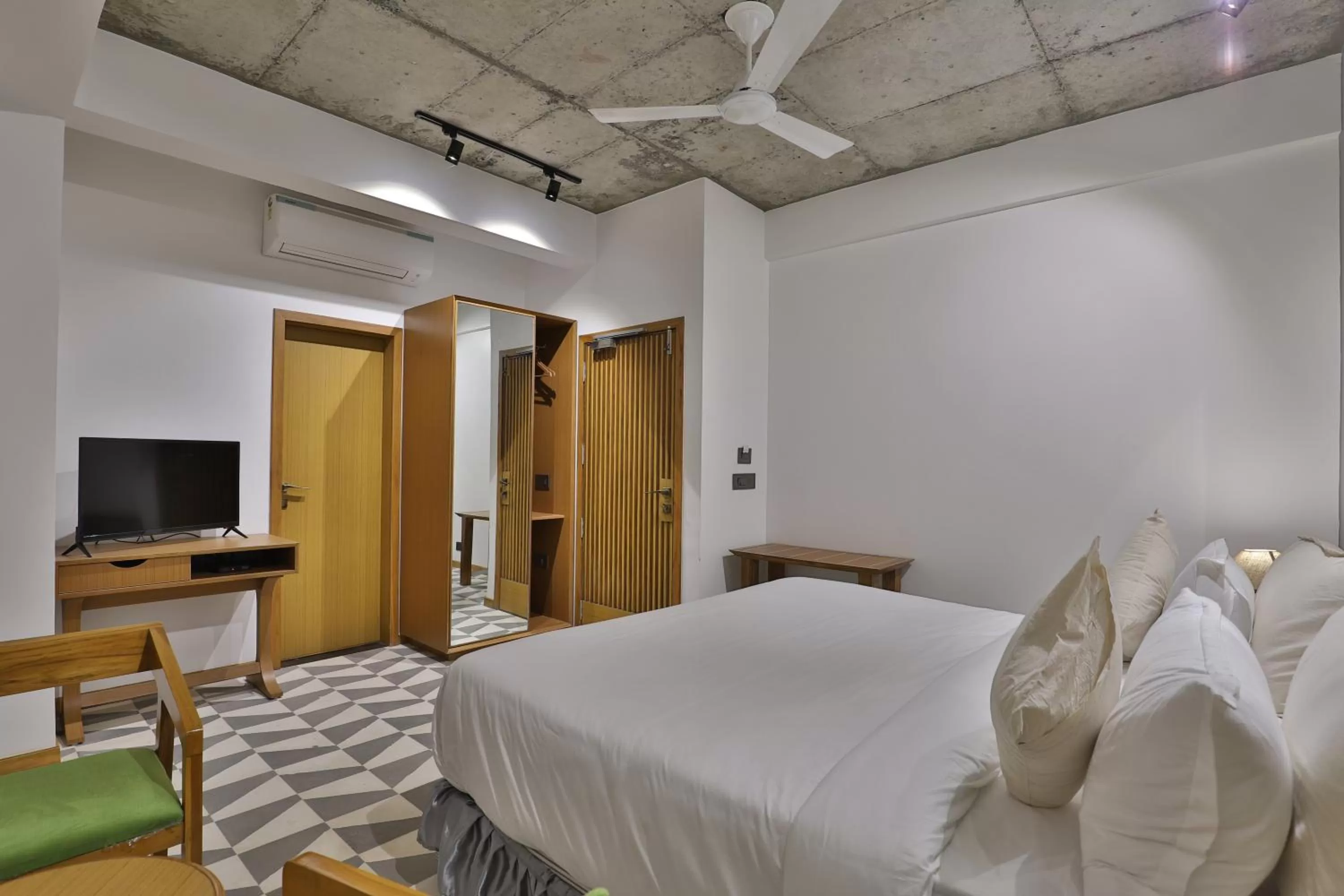 Bed in Hotel Nova Boutique