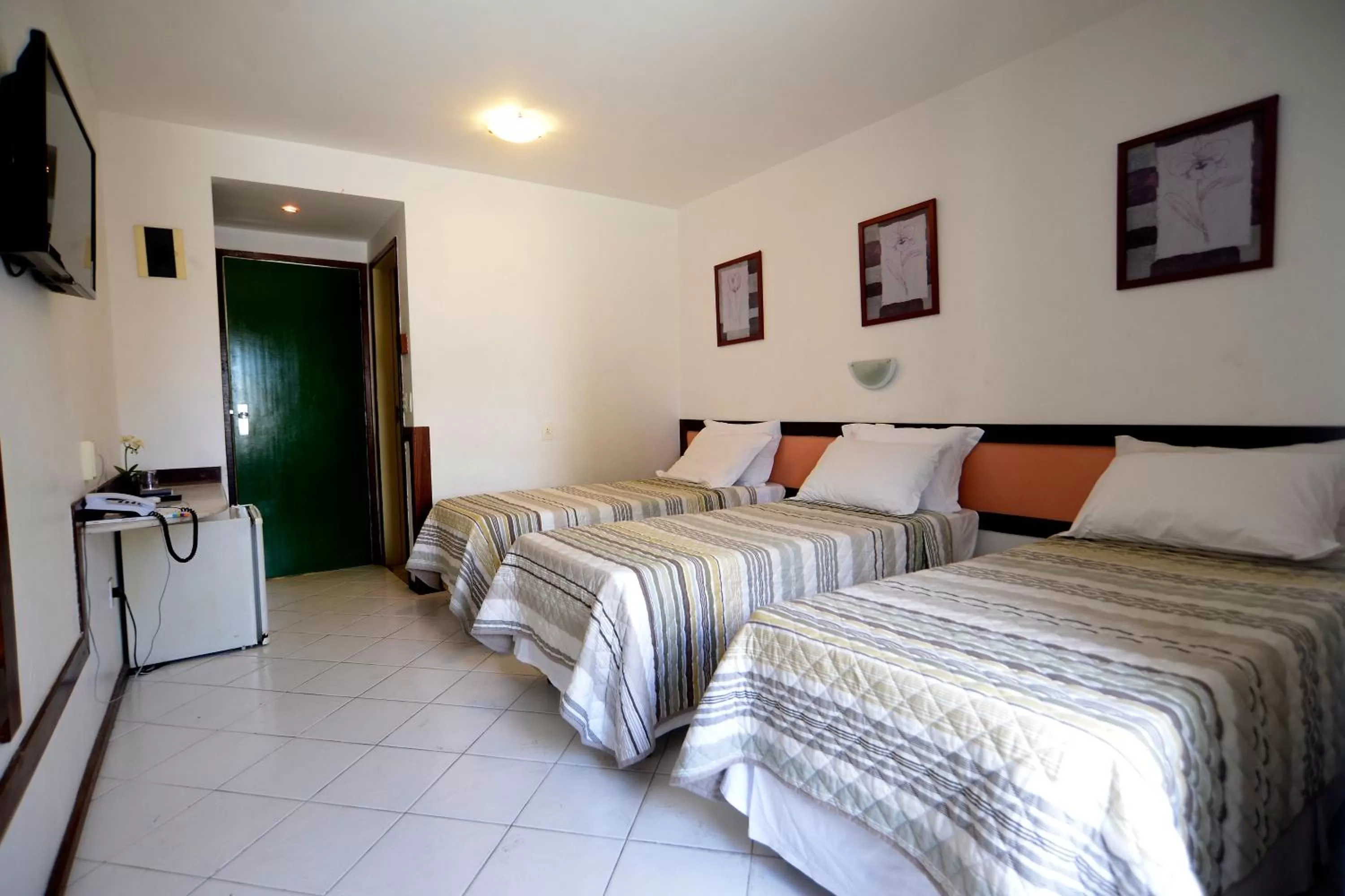 Bed in Rede Andrade Mar Hotel - Rio Vermelho