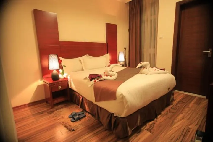 Shower in Hotel Miracle