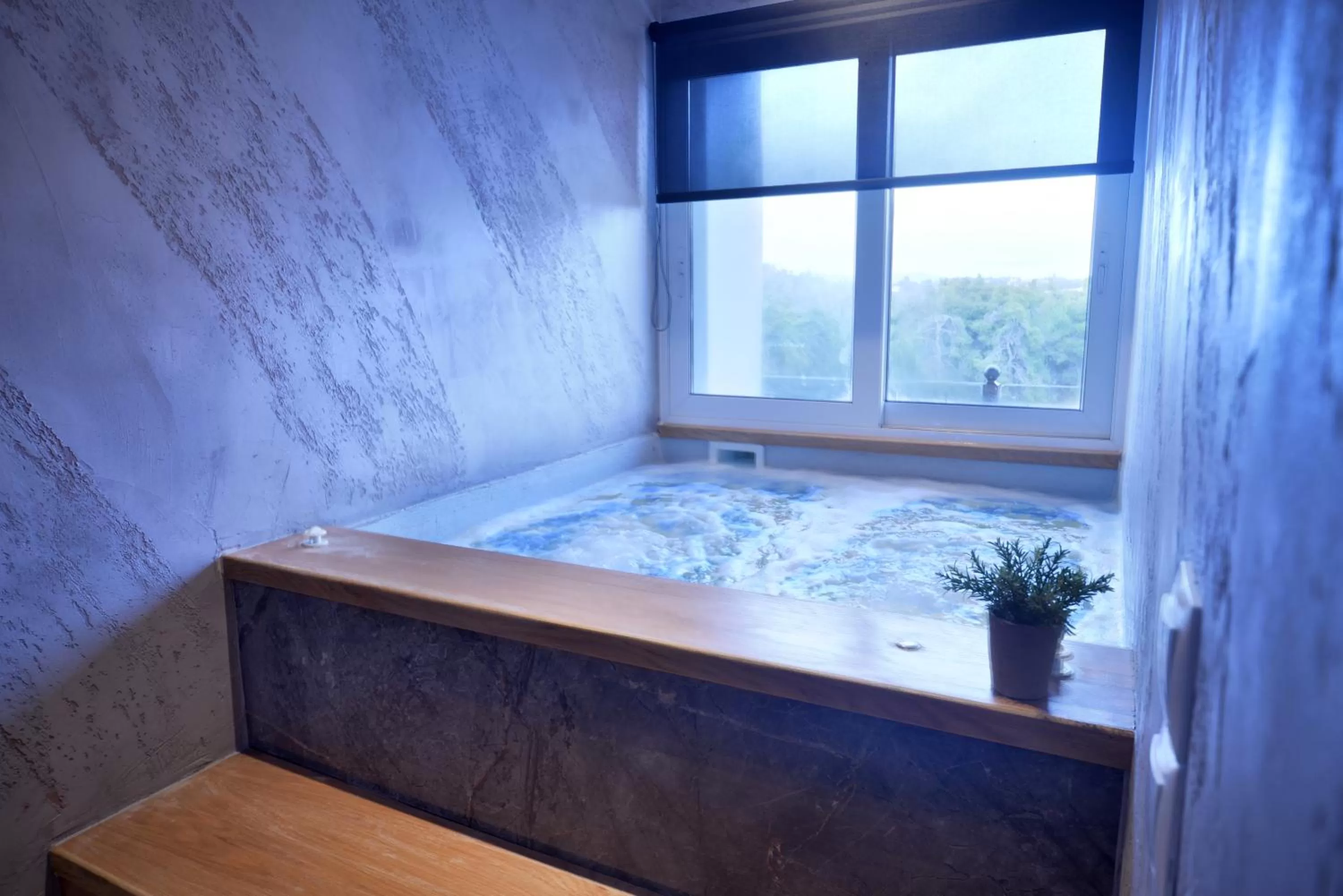 Hot Tub in Anixi Hotel by AP
