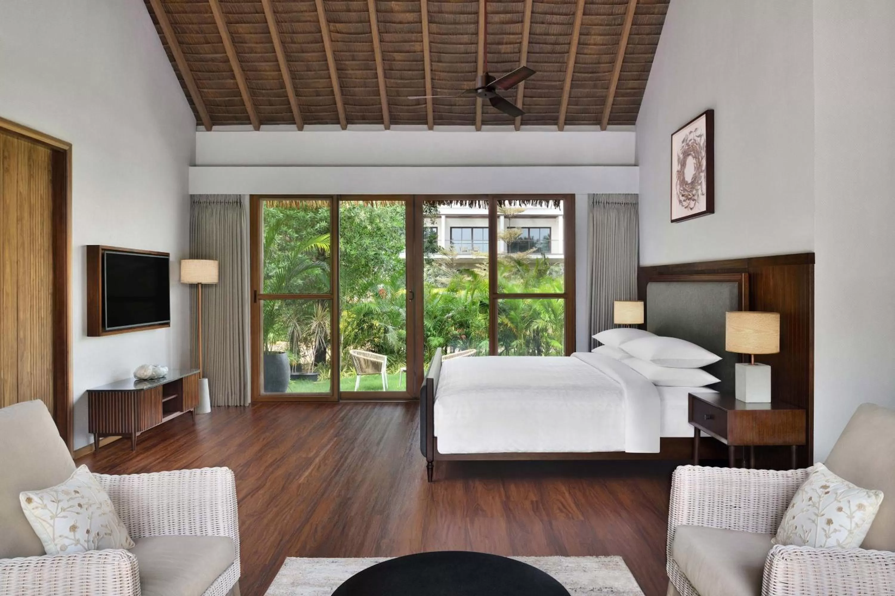 Other, Bed in Sheraton Grand Chennai Resort & Spa