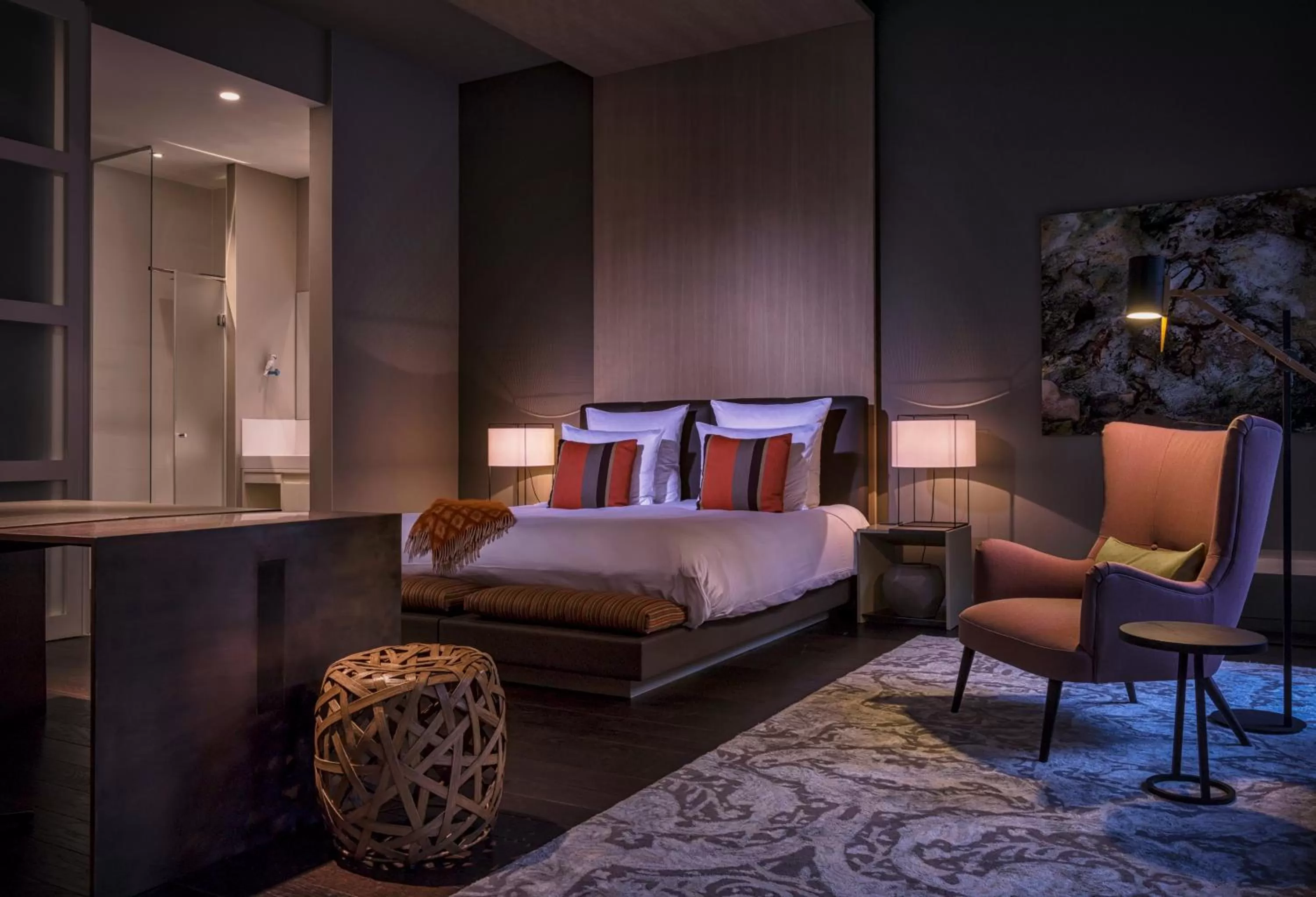 Bathroom, Bed in Das Stue